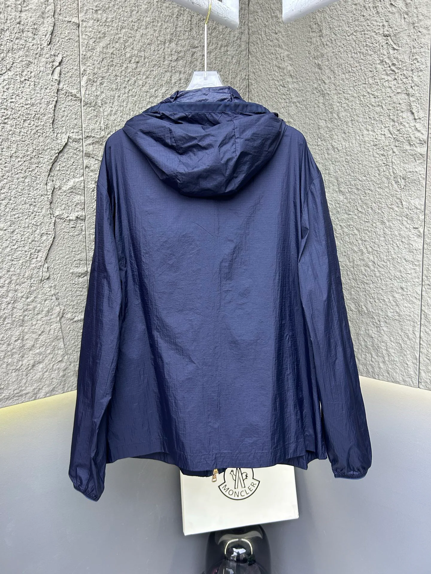 Куртки И Пуховики Женские Moncler 11317716