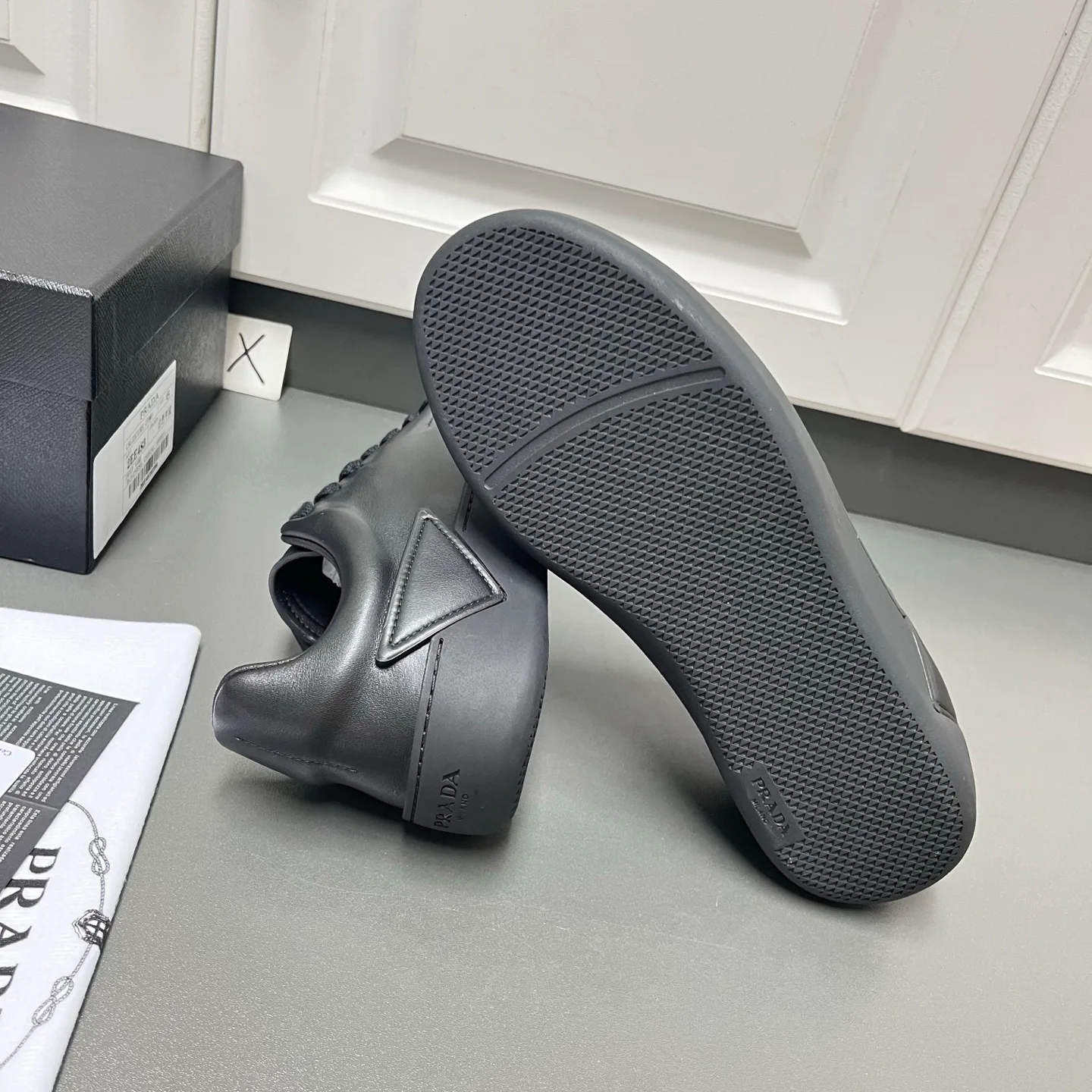 Кроссовки Мужские Prada 16940094