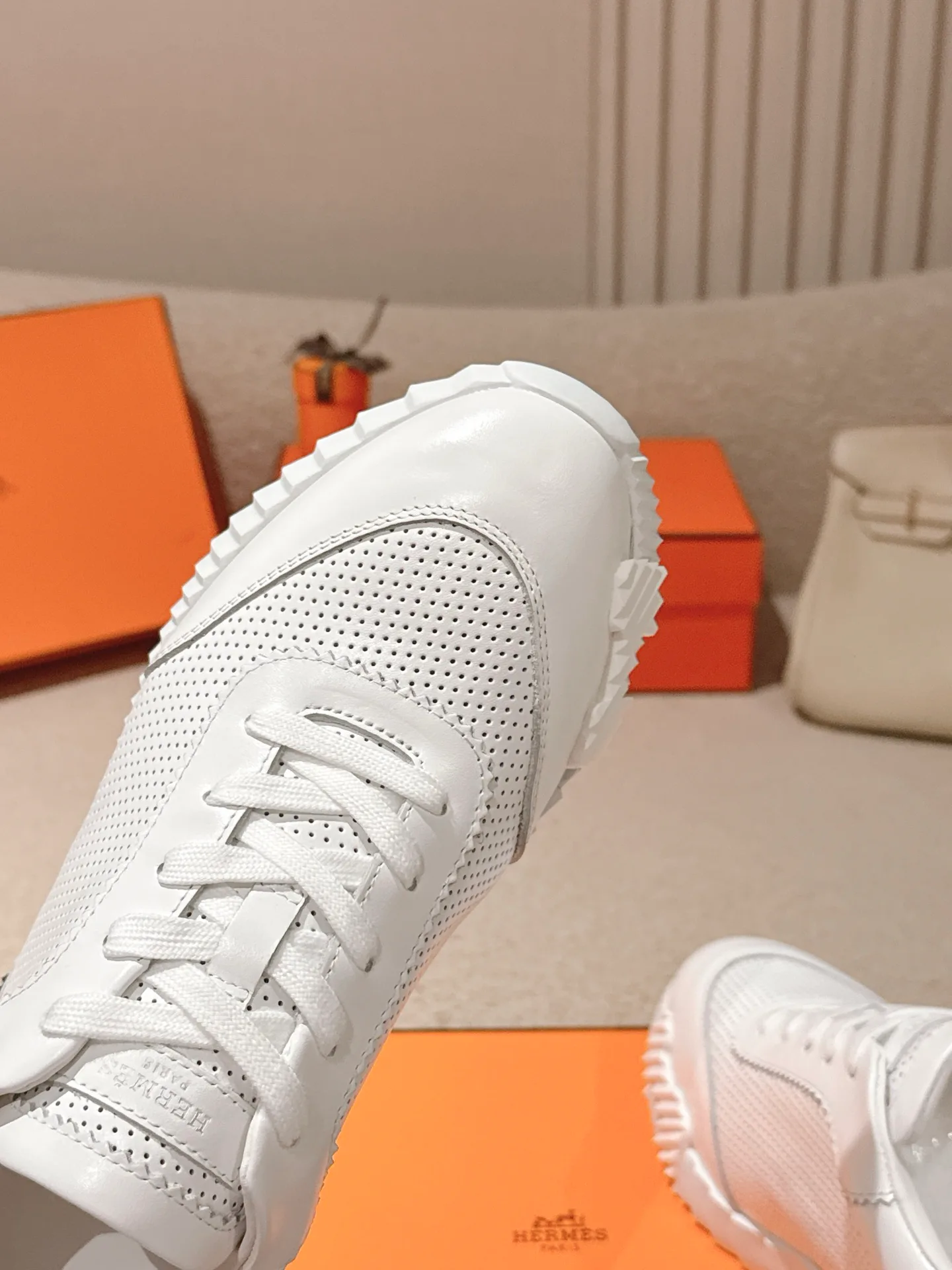 Кроссовки Женские Hermes 12783905