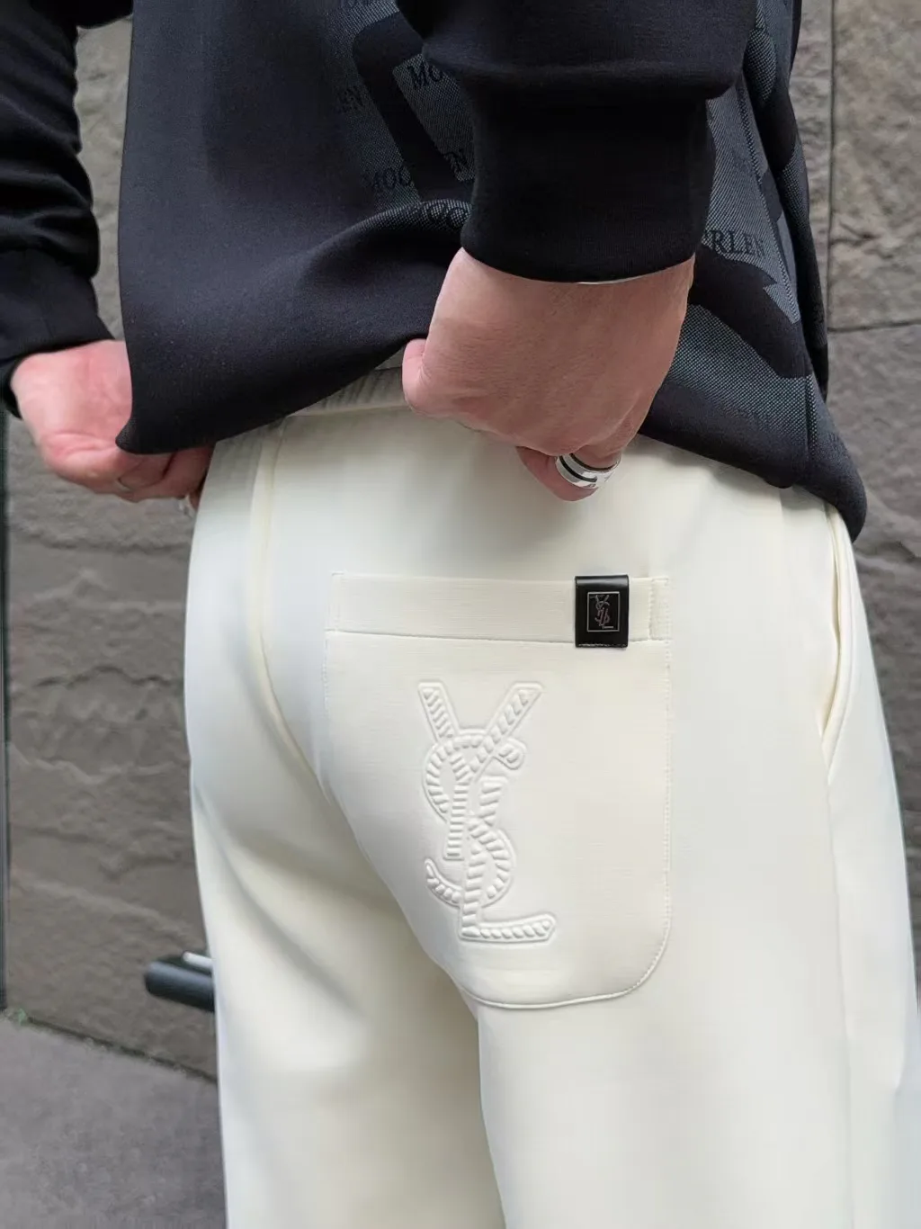 Брюки Женские Saint Laurent 18178468