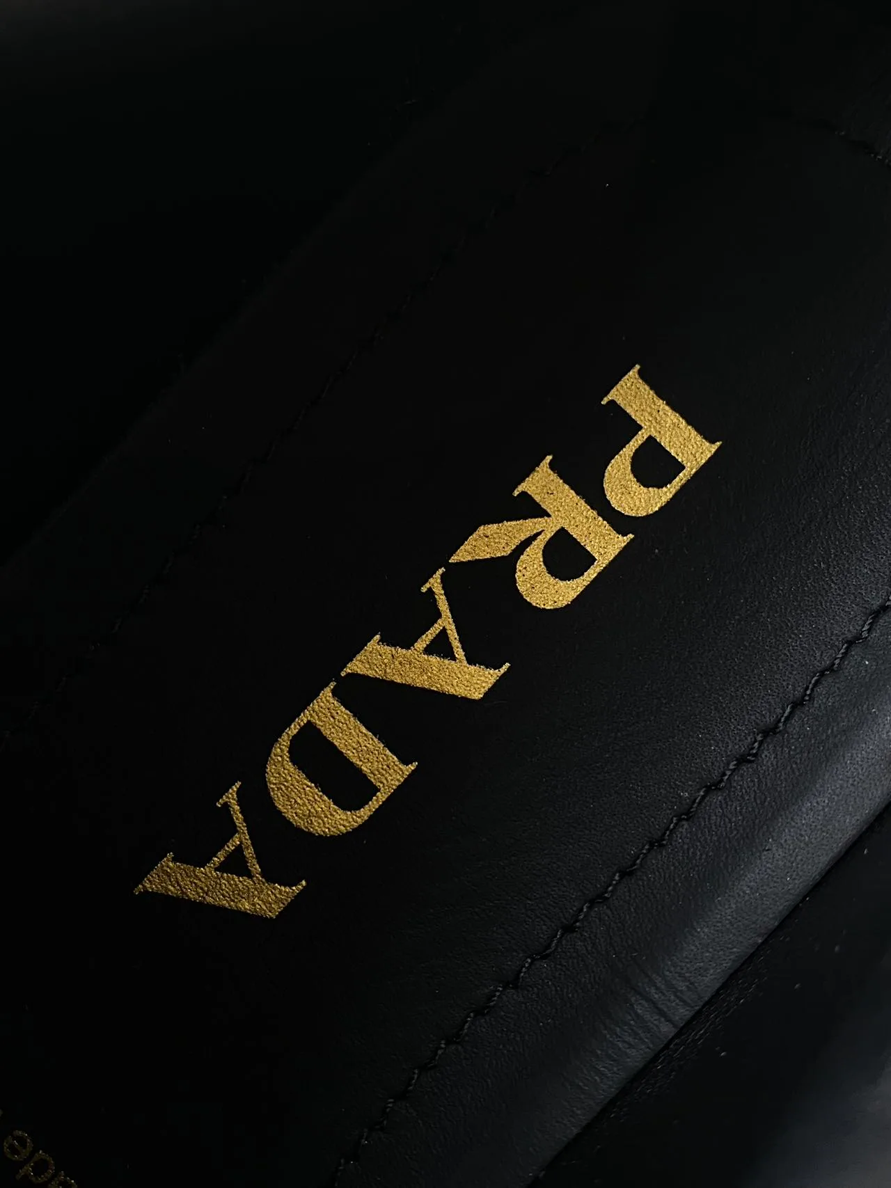 Кроссовки Женские Prada 18170778