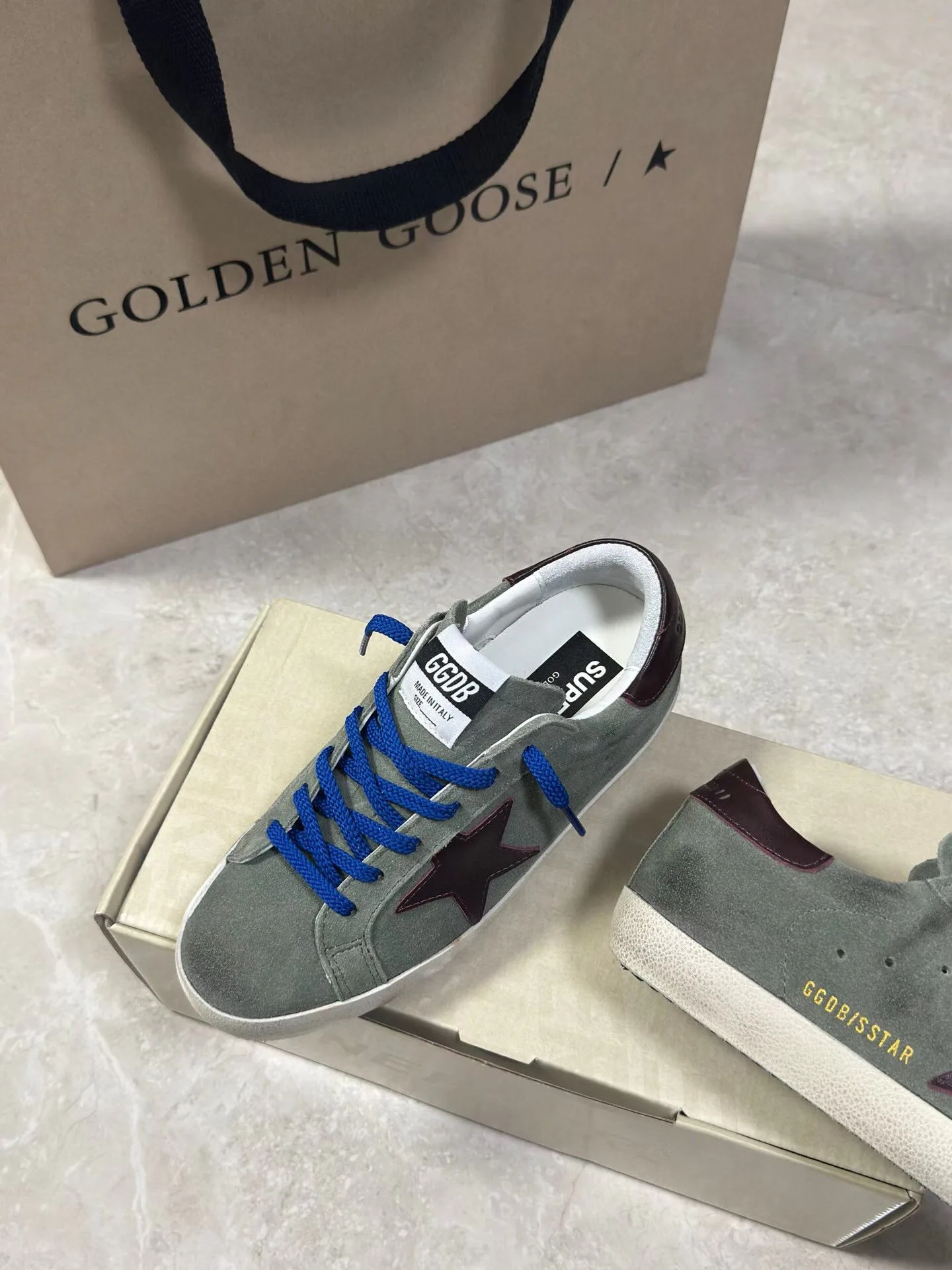 Кроссовки Мужские Golden Goose 18265605