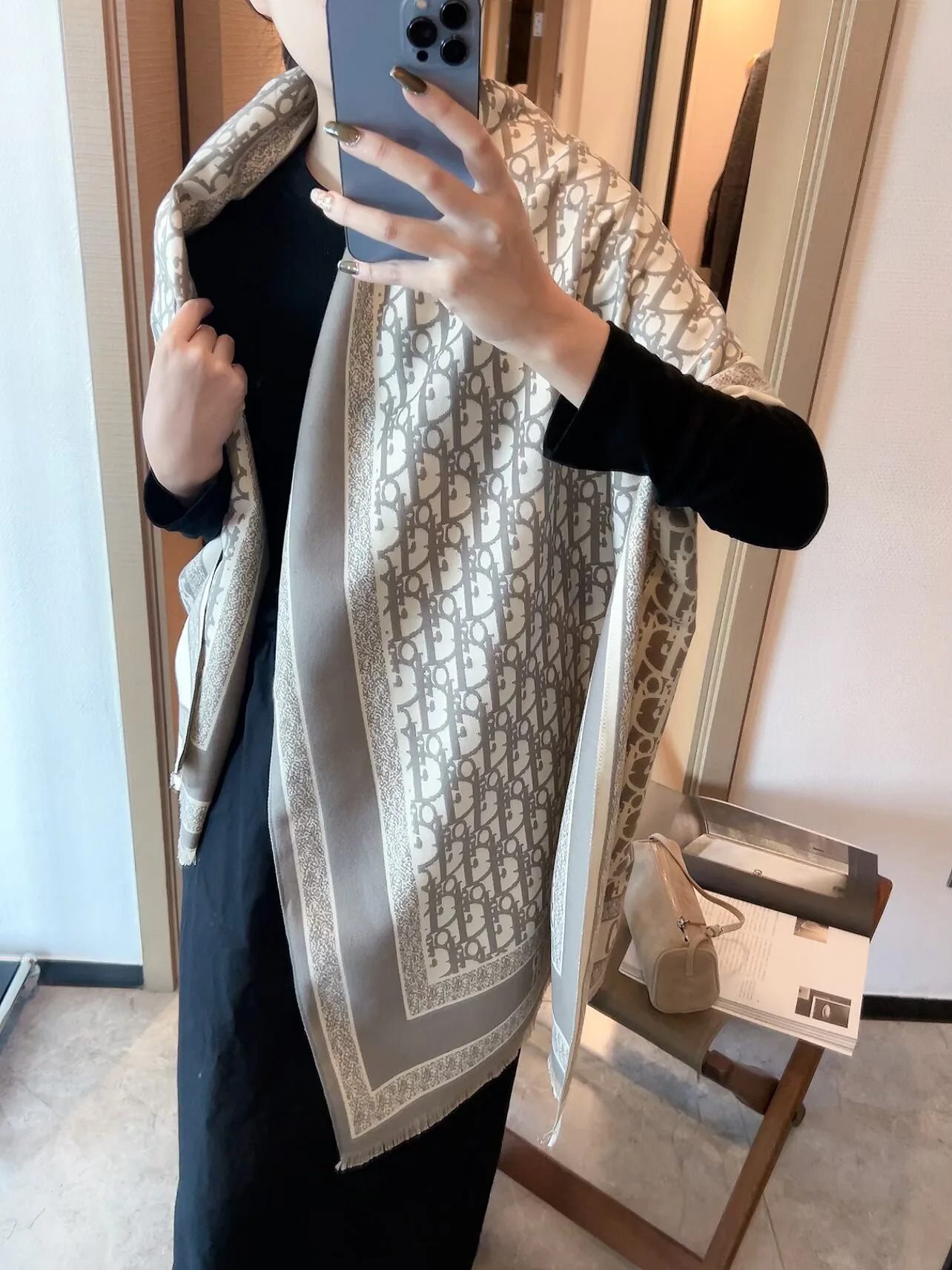 Шарфы Christian Dior 18002927