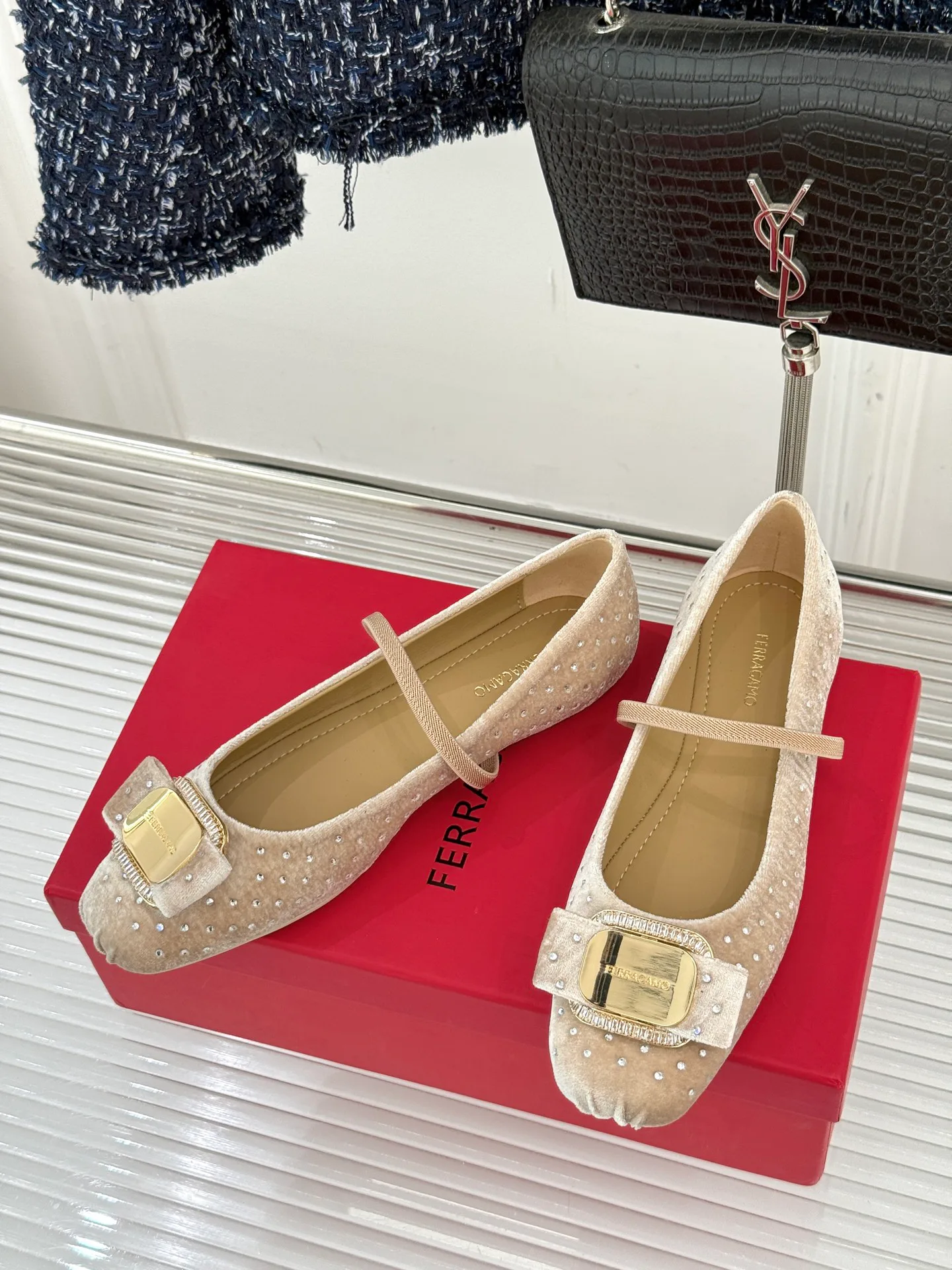 Балетки Женские Salvatore Ferragamo 1222290