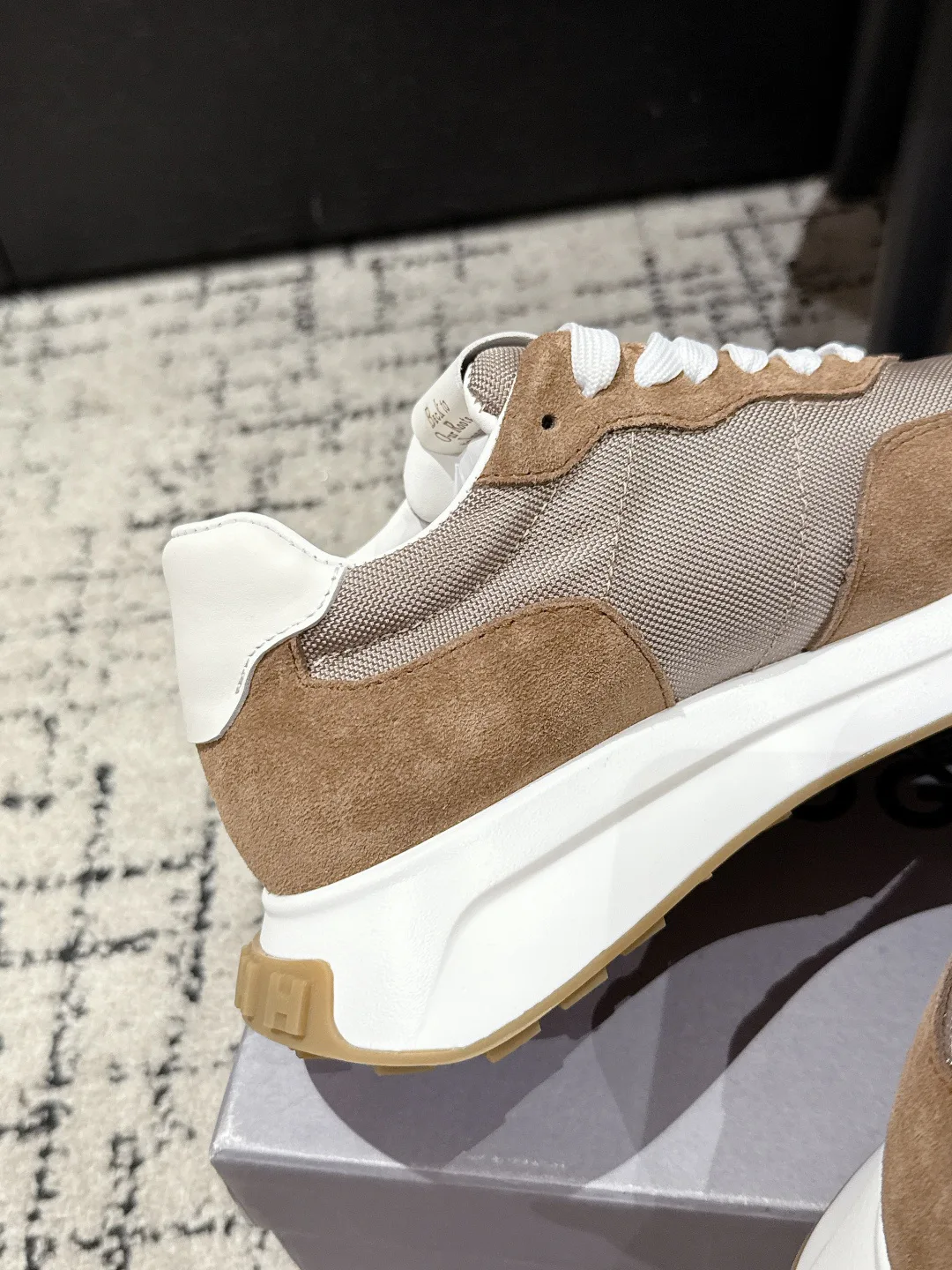 Кроссовки Женские Hogan 393099