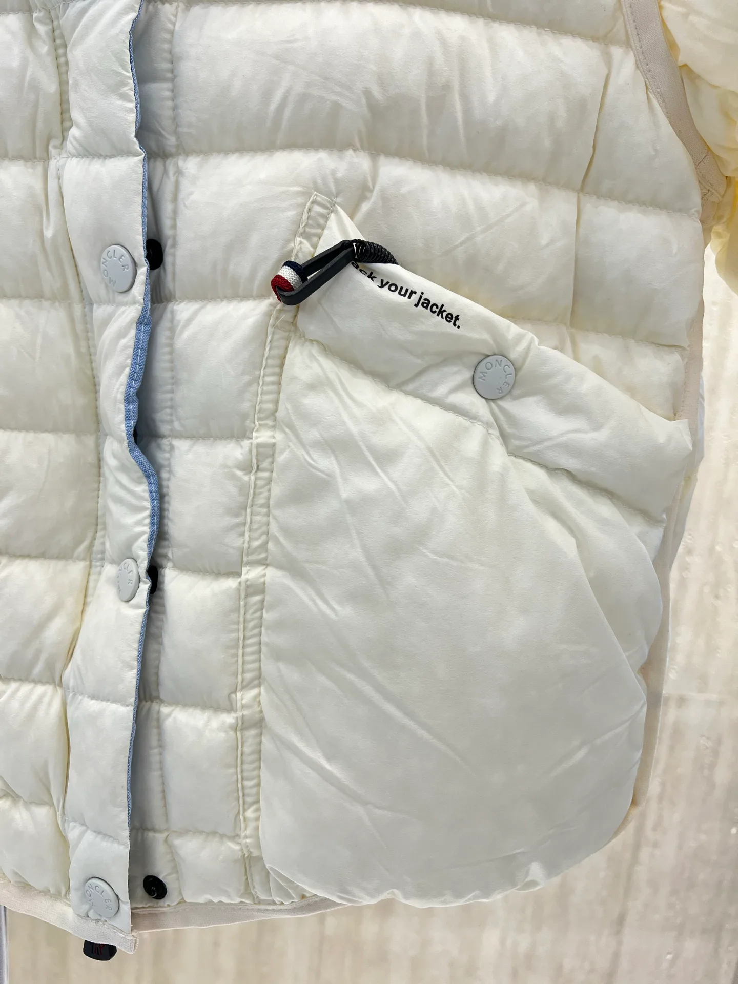Куртки И Пуховики Мужские Moncler 18231665