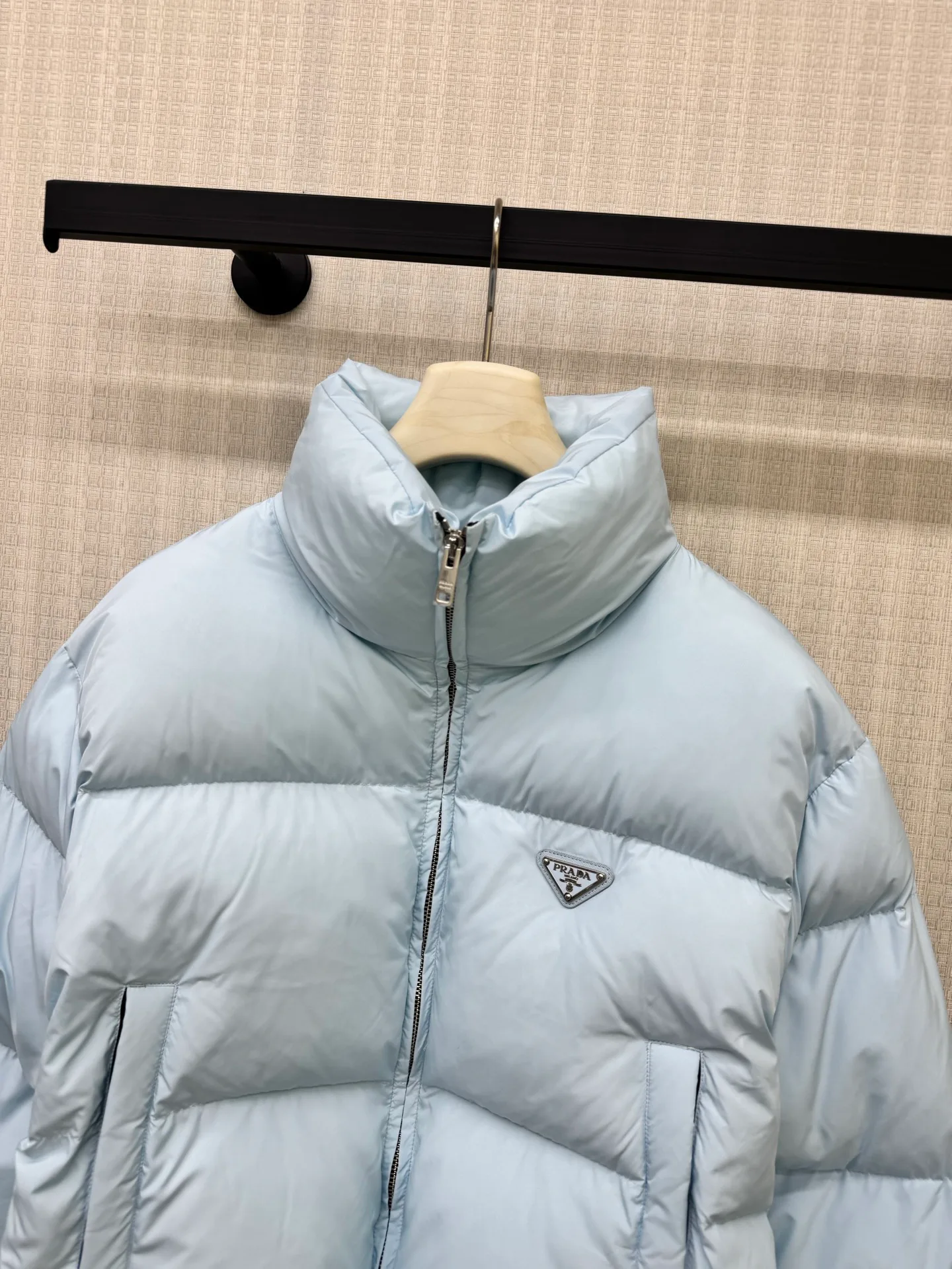 Куртки И Пуховики Женские Prada 18108032