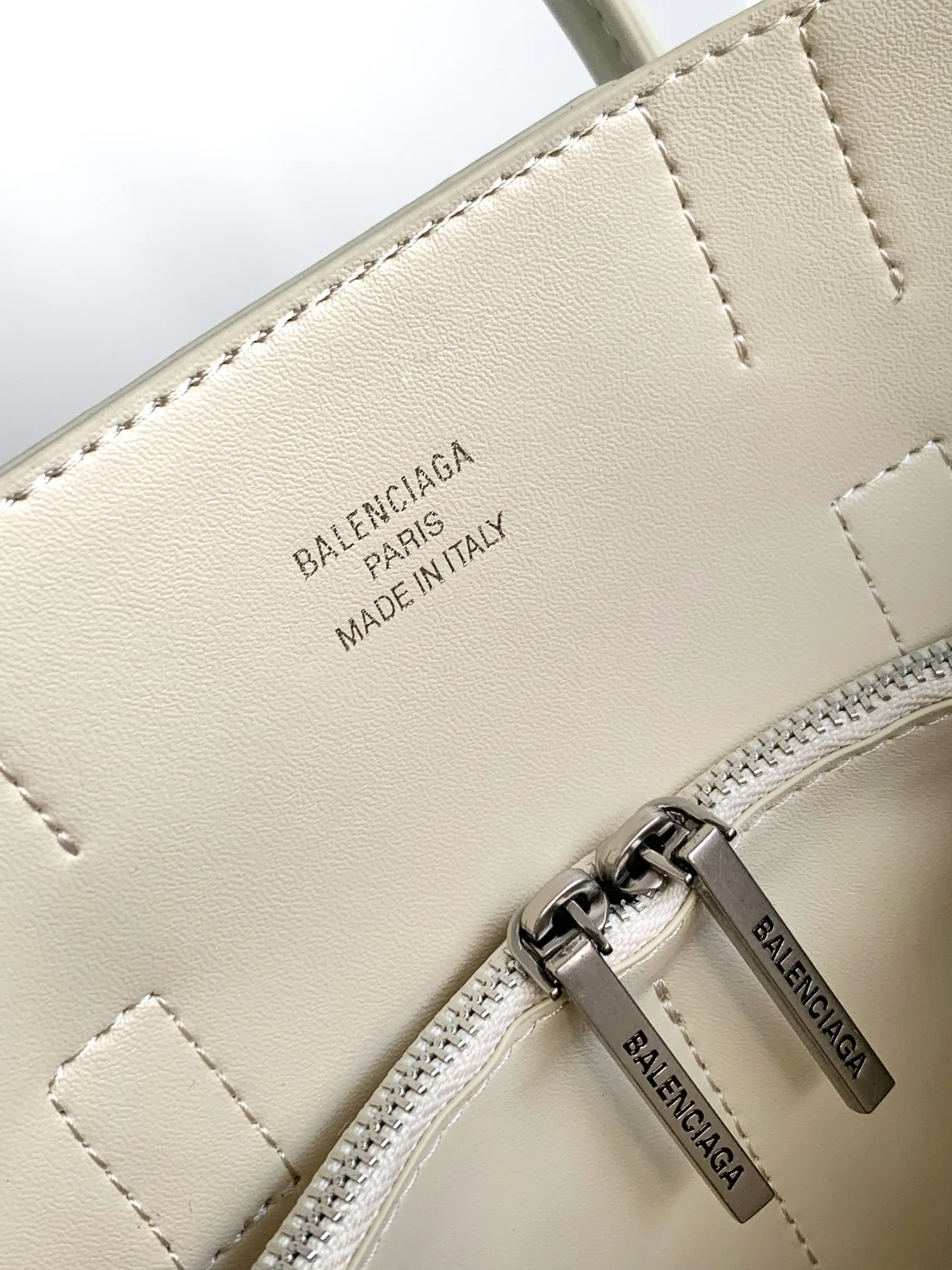 Сумки На Ремне Женские Balenciaga 84625