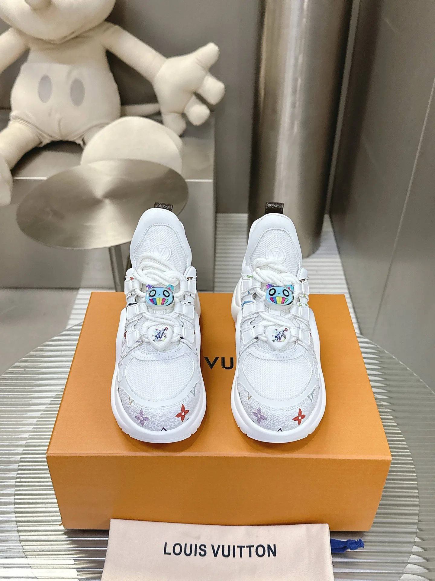 Кроссовки Женские Louis Vuitton 10060943
