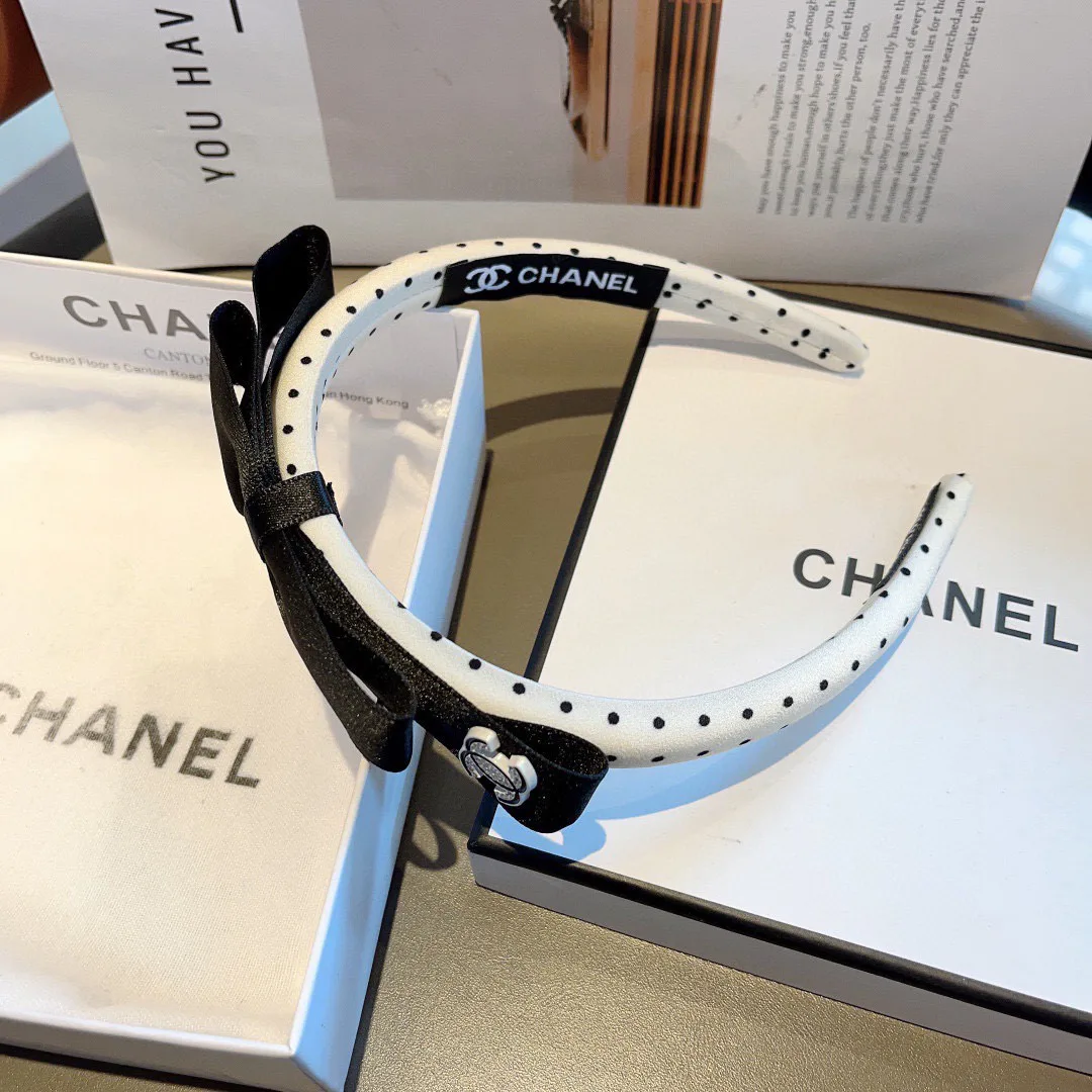 Головные Уборы Chanel 4715907
