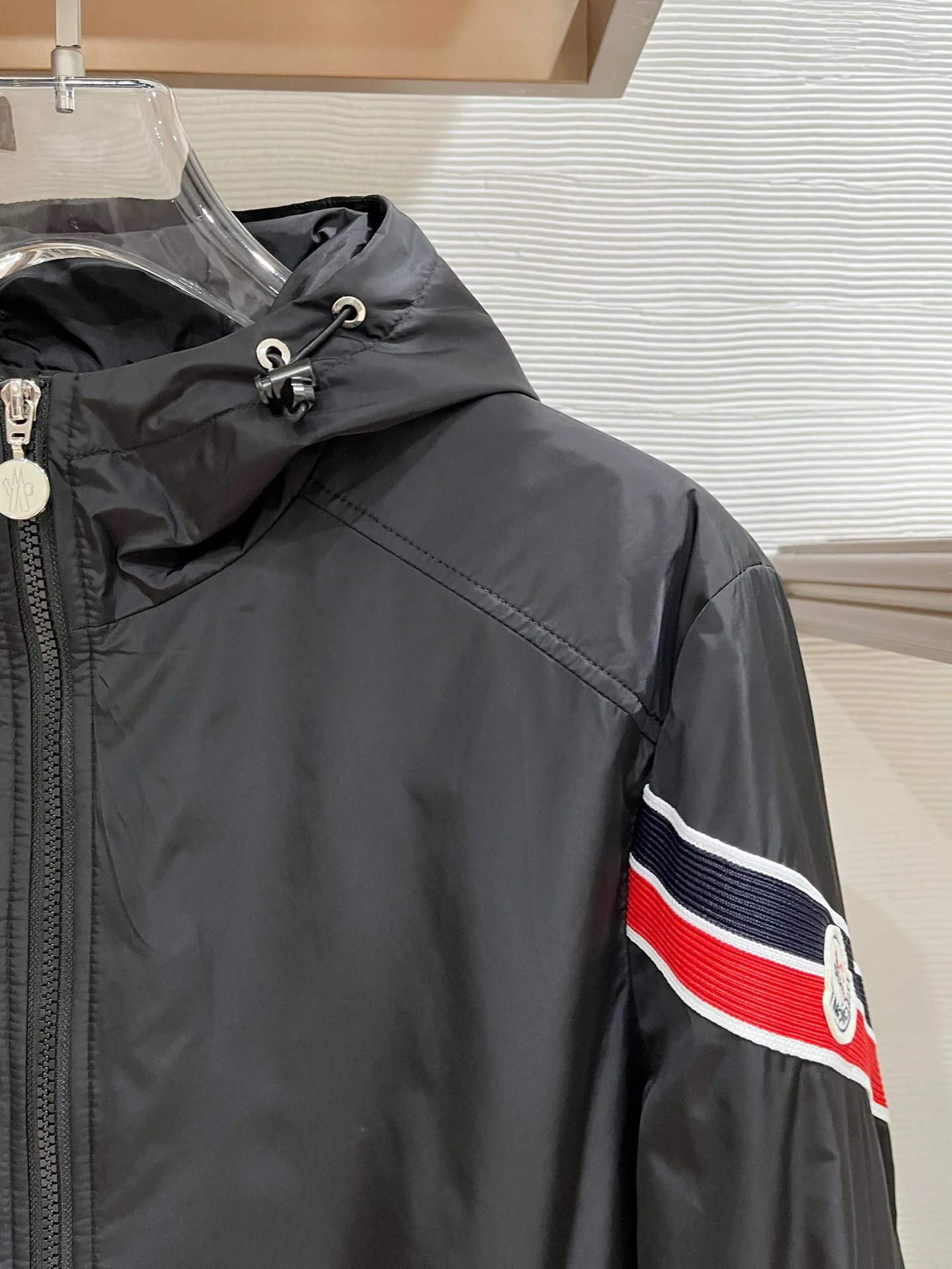 Куртки И Пуховики Мужские Moncler 11392211