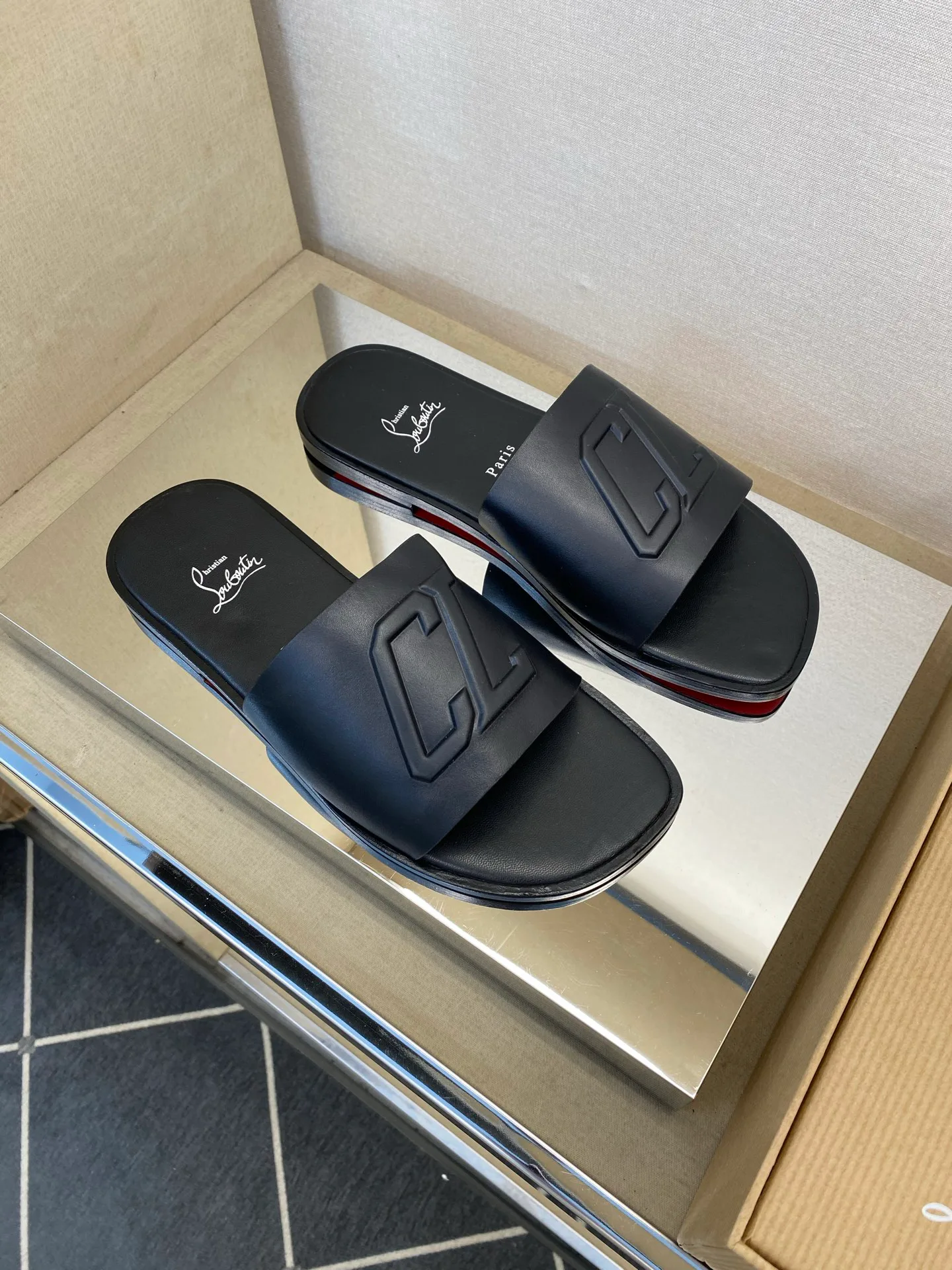 Сандалии Мужские Christian Louboutin 11710367