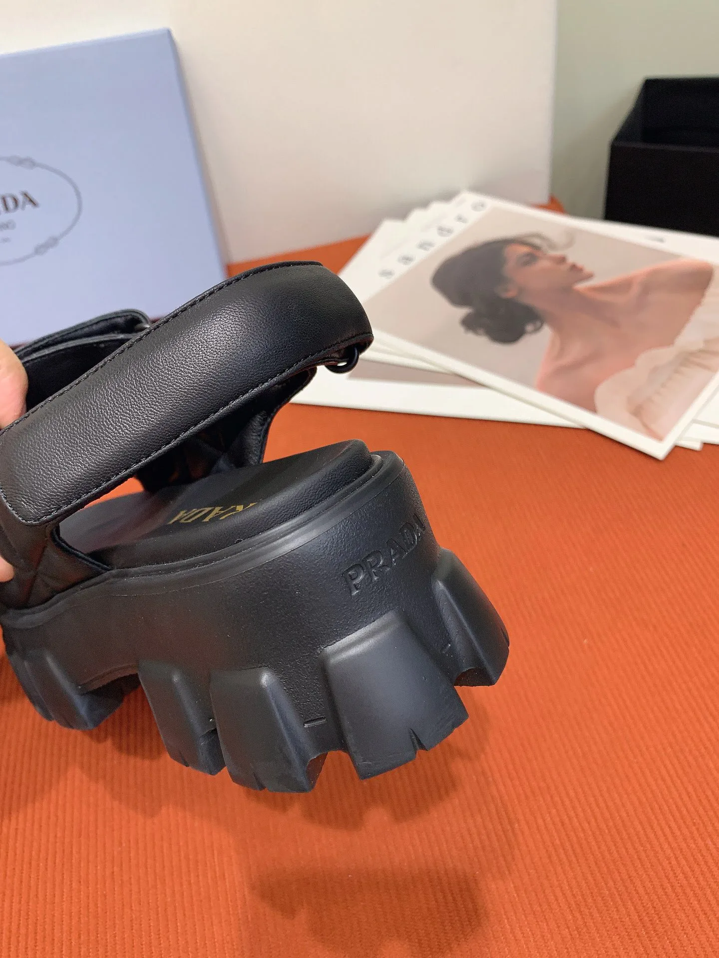 Сандалии Женские Prada 3396816