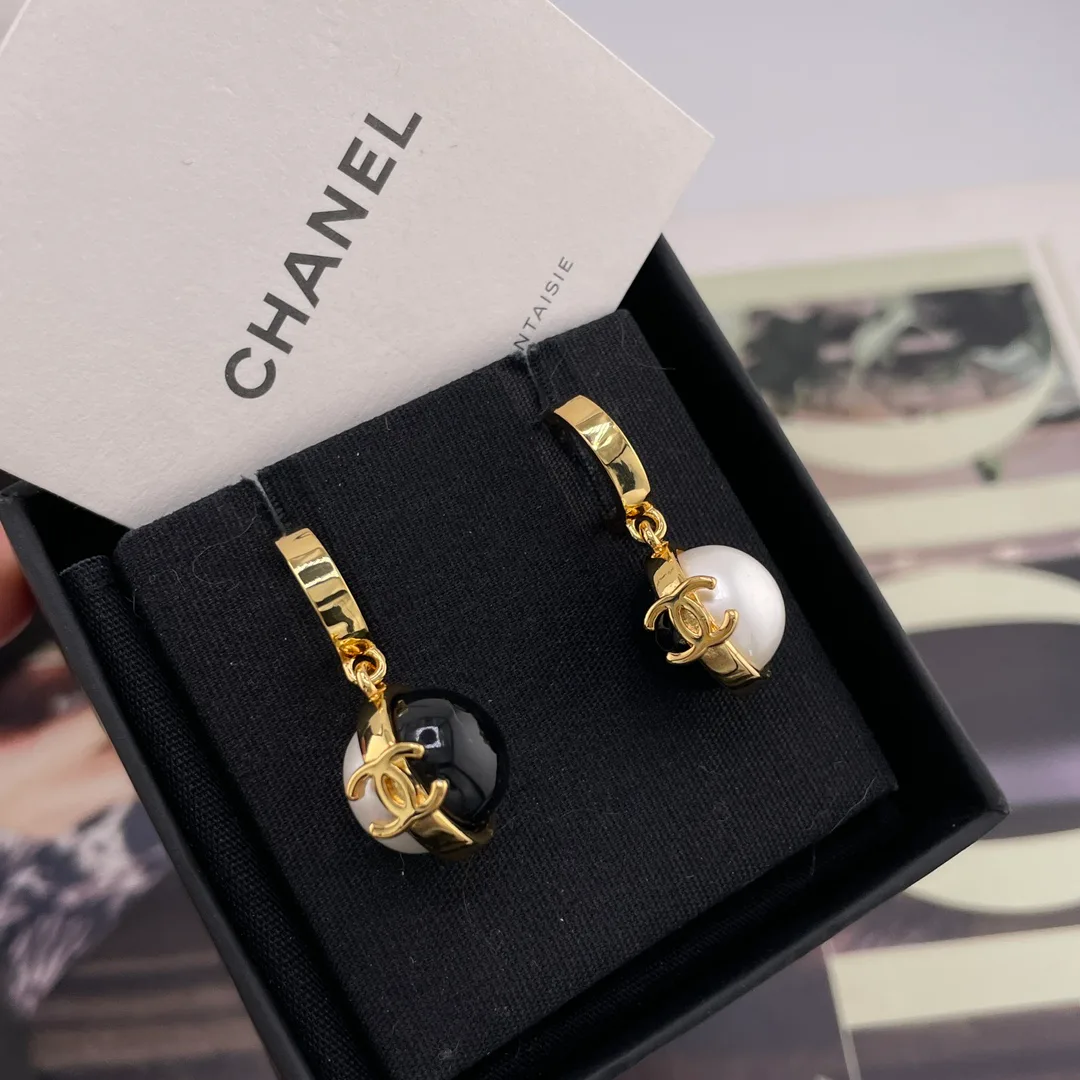 Бижутерия Chanel 11104696