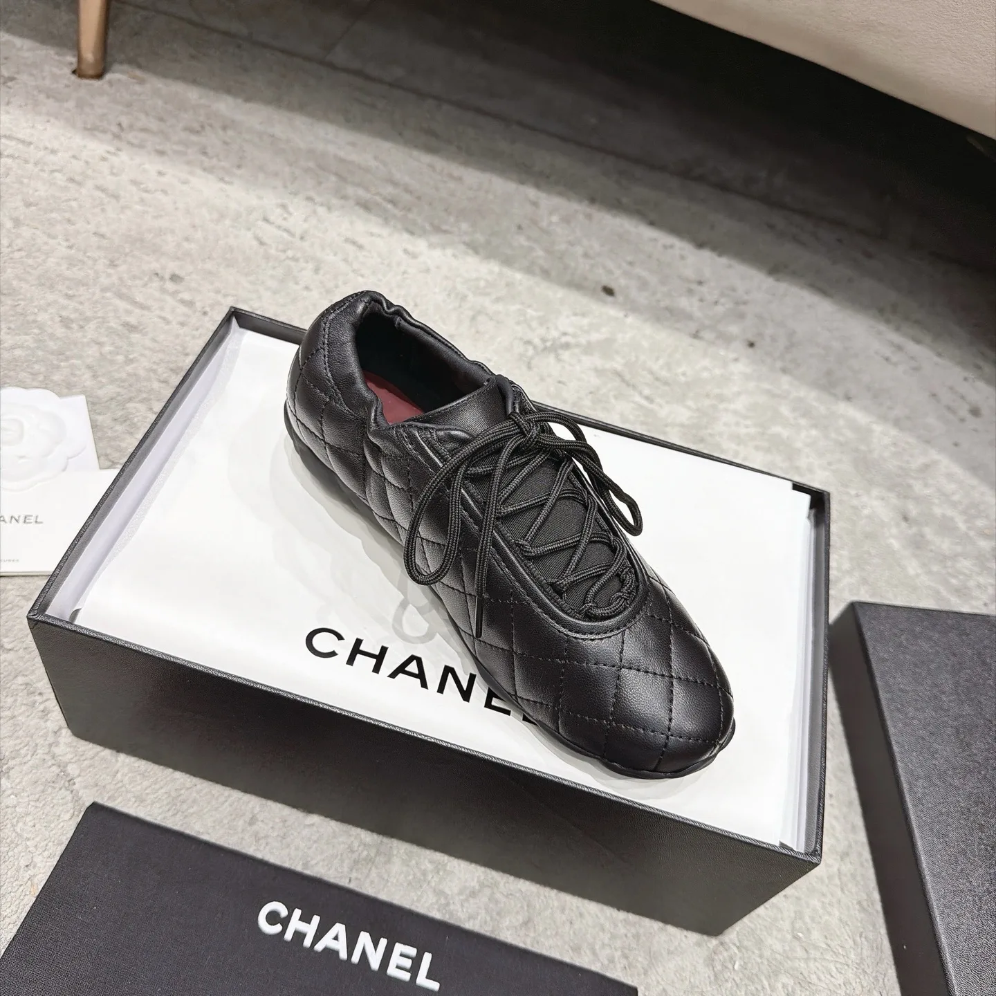 Кроссовки Женские Chanel 18729573