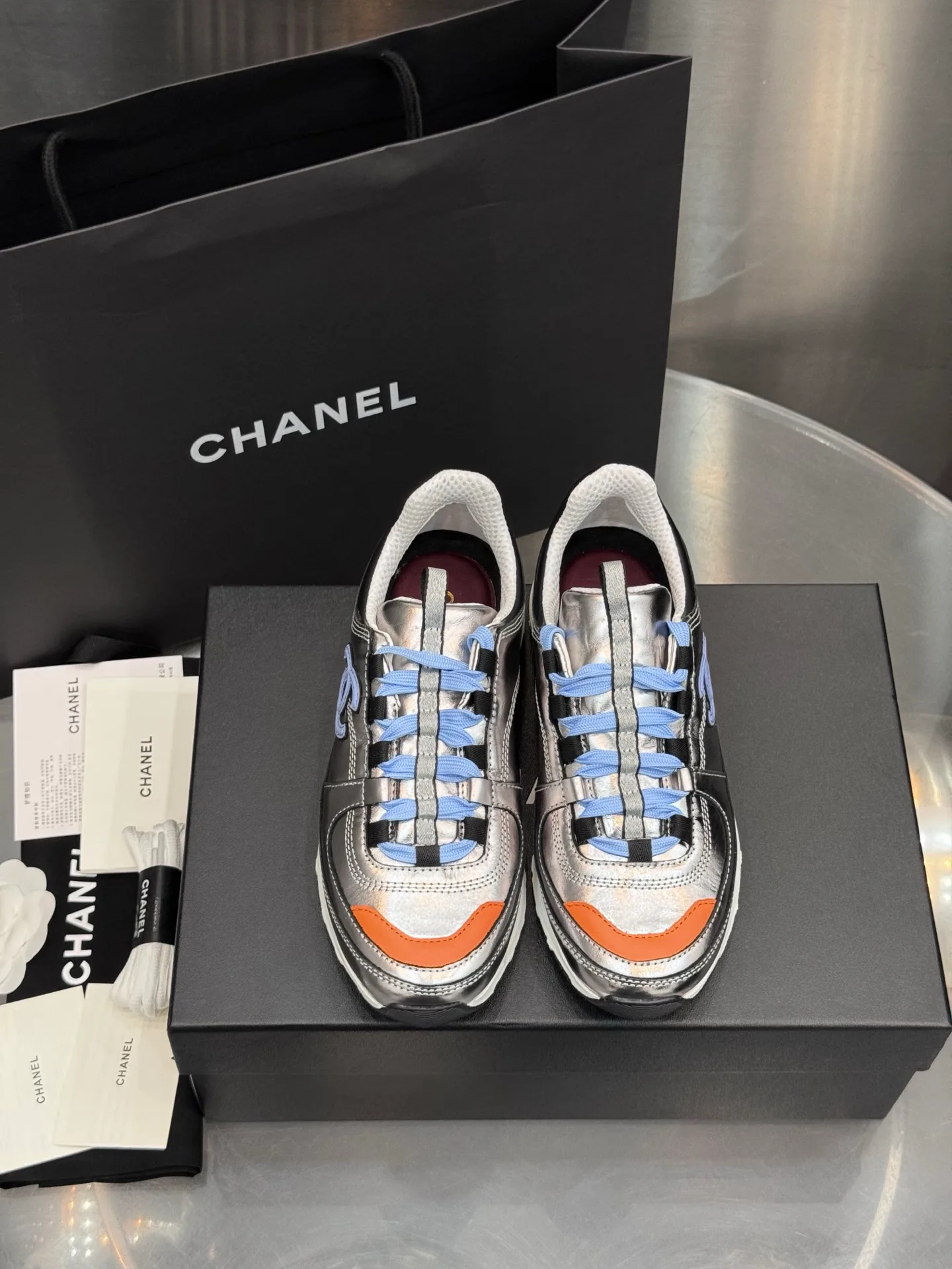 Кроссовки Женские Chanel 19148484