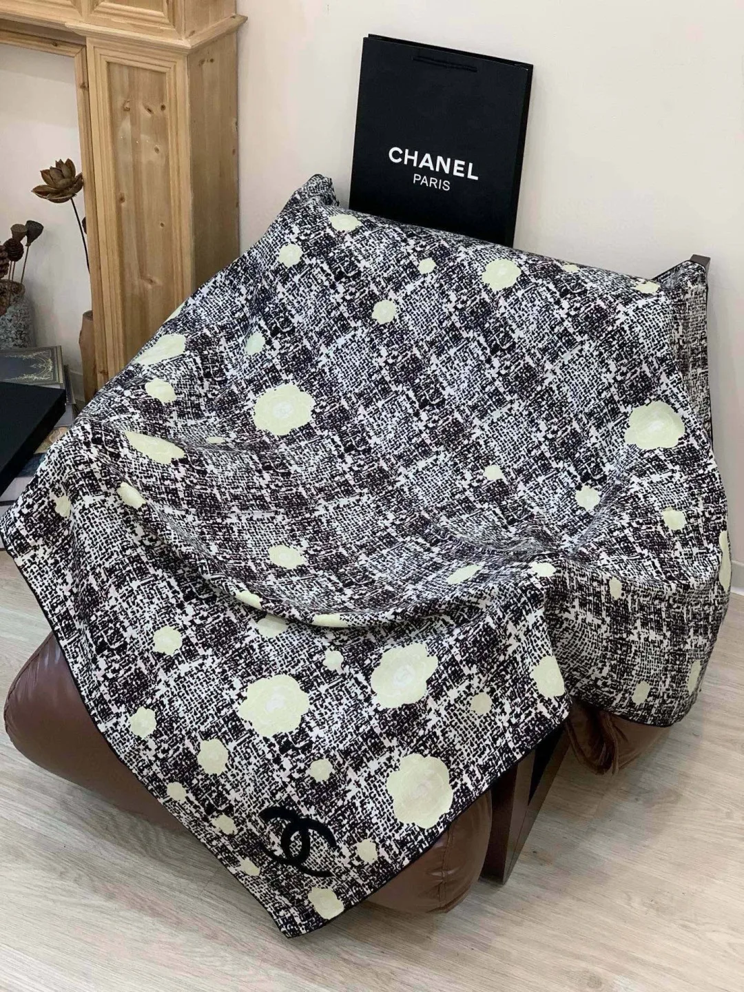 Платки Chanel 1338089