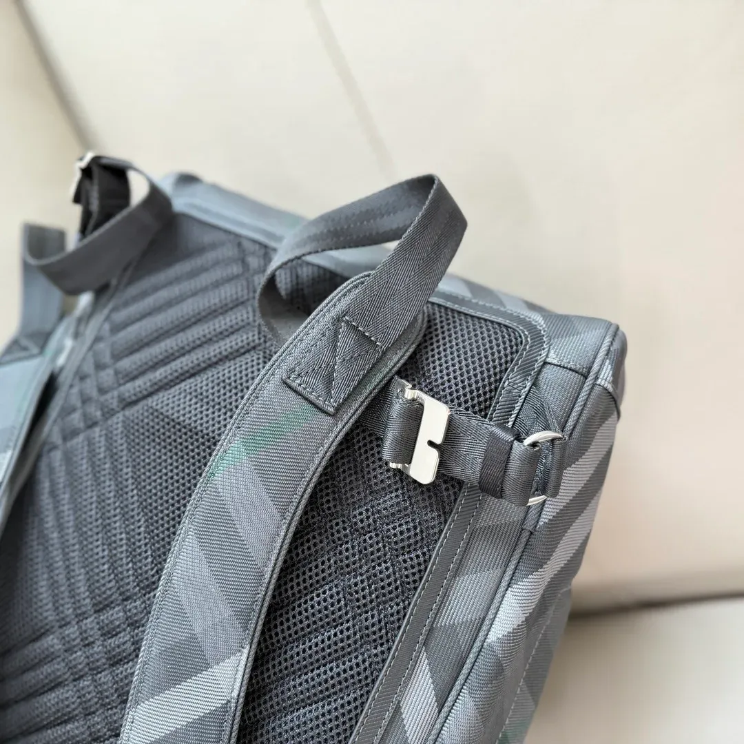 Рюкзаки Женские Burberry 3885631