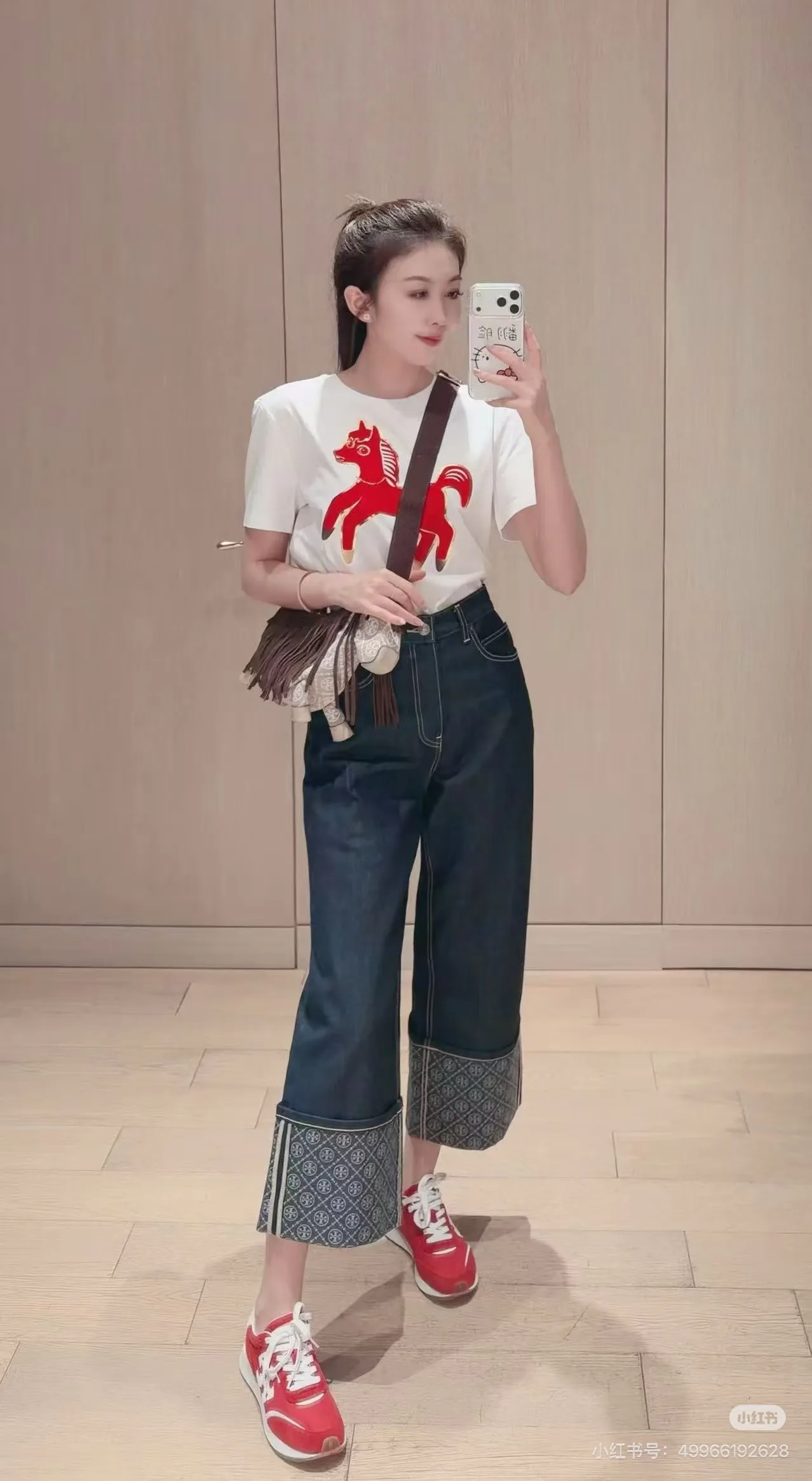 Футболки Женские Tory Burch 11266173