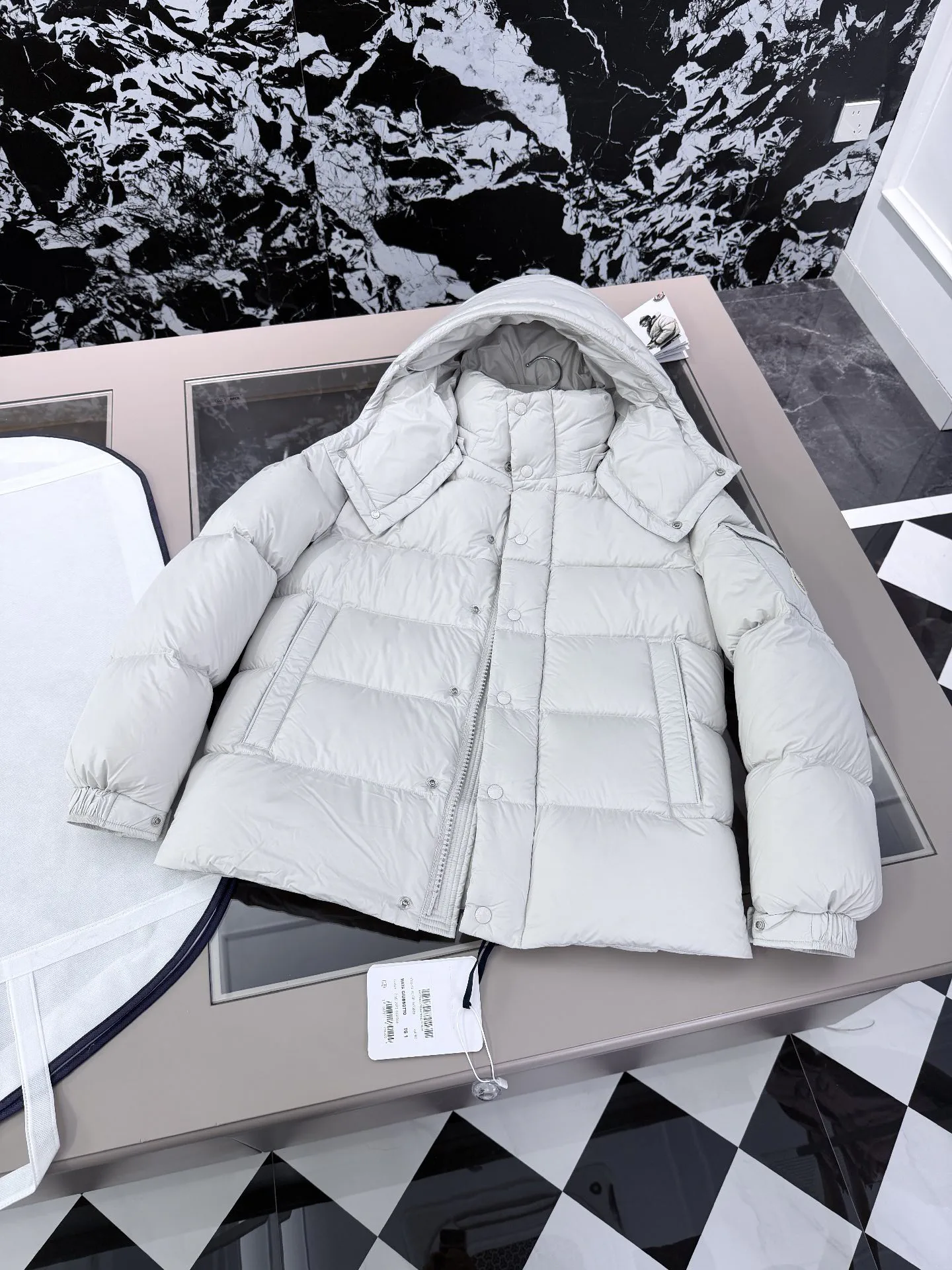 Куртки И Пуховики Женские Moncler 20097070