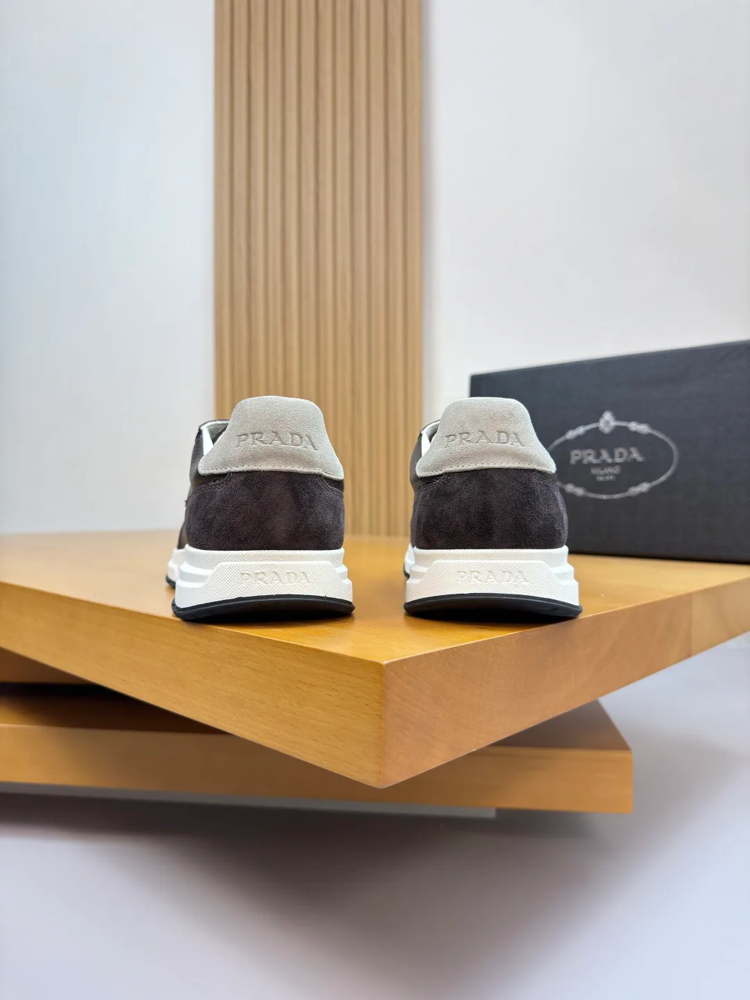 Кроссовки Мужские Prada 2389706