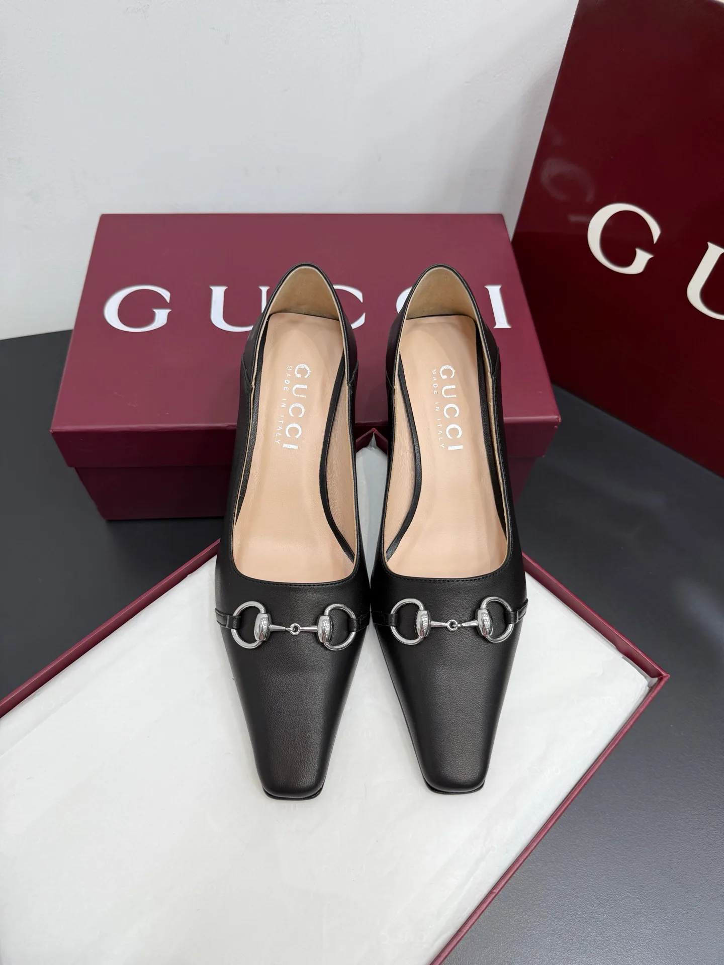 Туфли Женские Gucci 882790