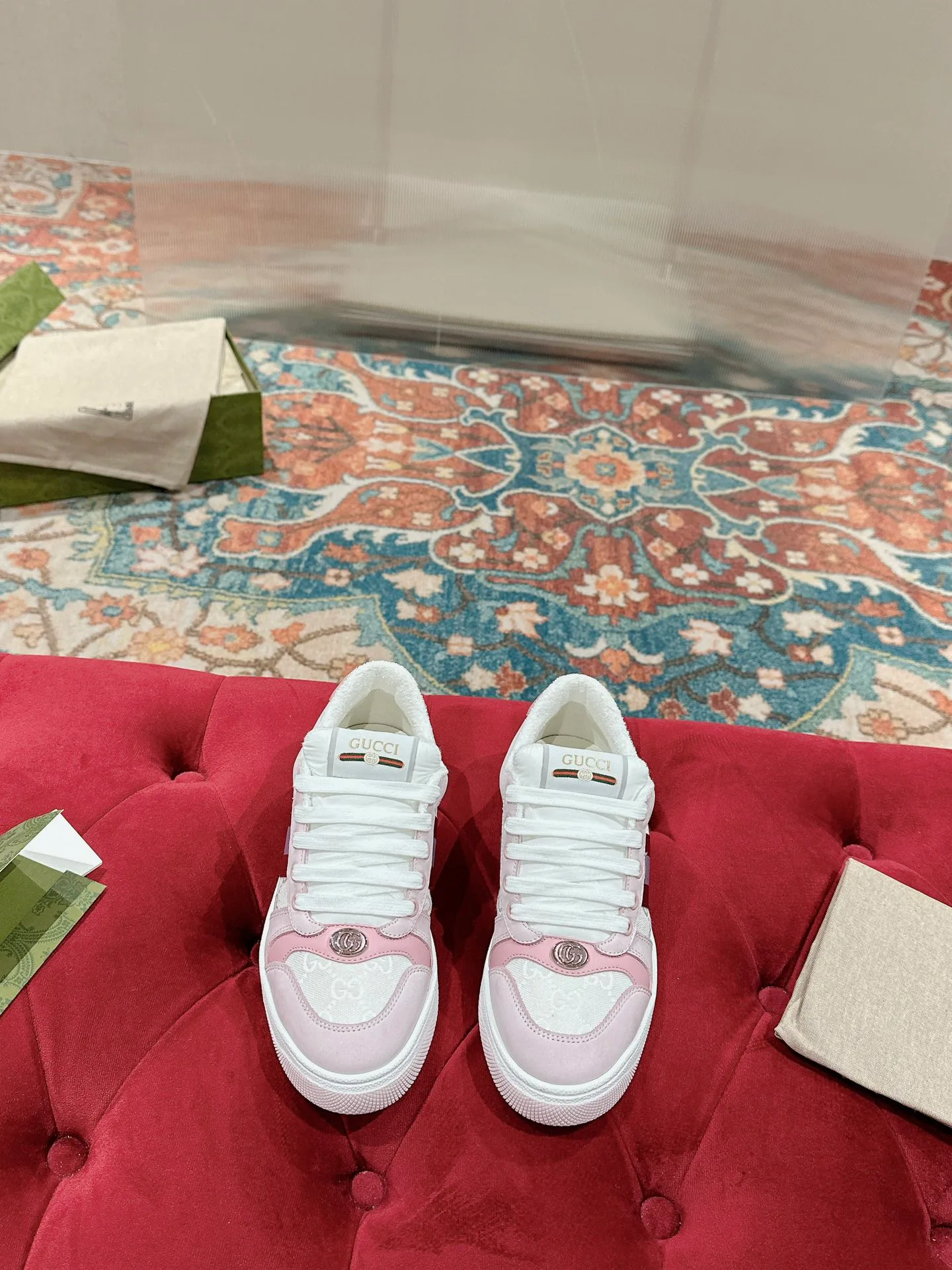 Кроссовки Женские Gucci 17956690
