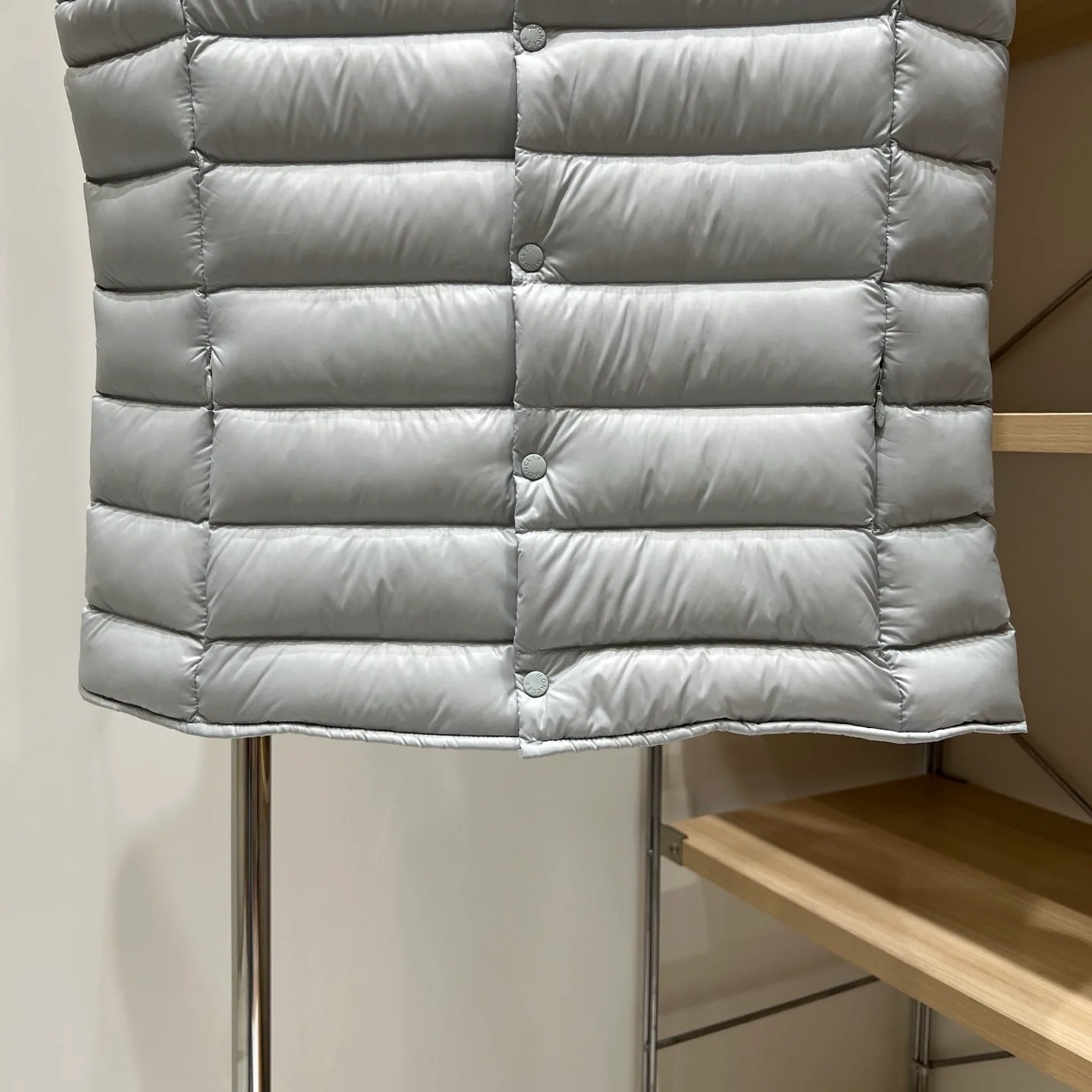 Жилеты Женские Moncler 18110908