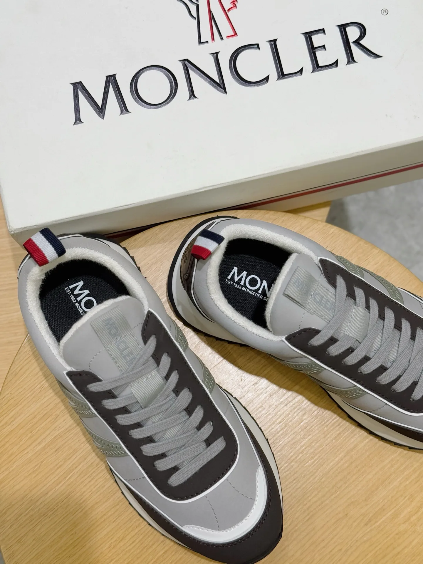 Кроссовки Мужские Moncler 850534