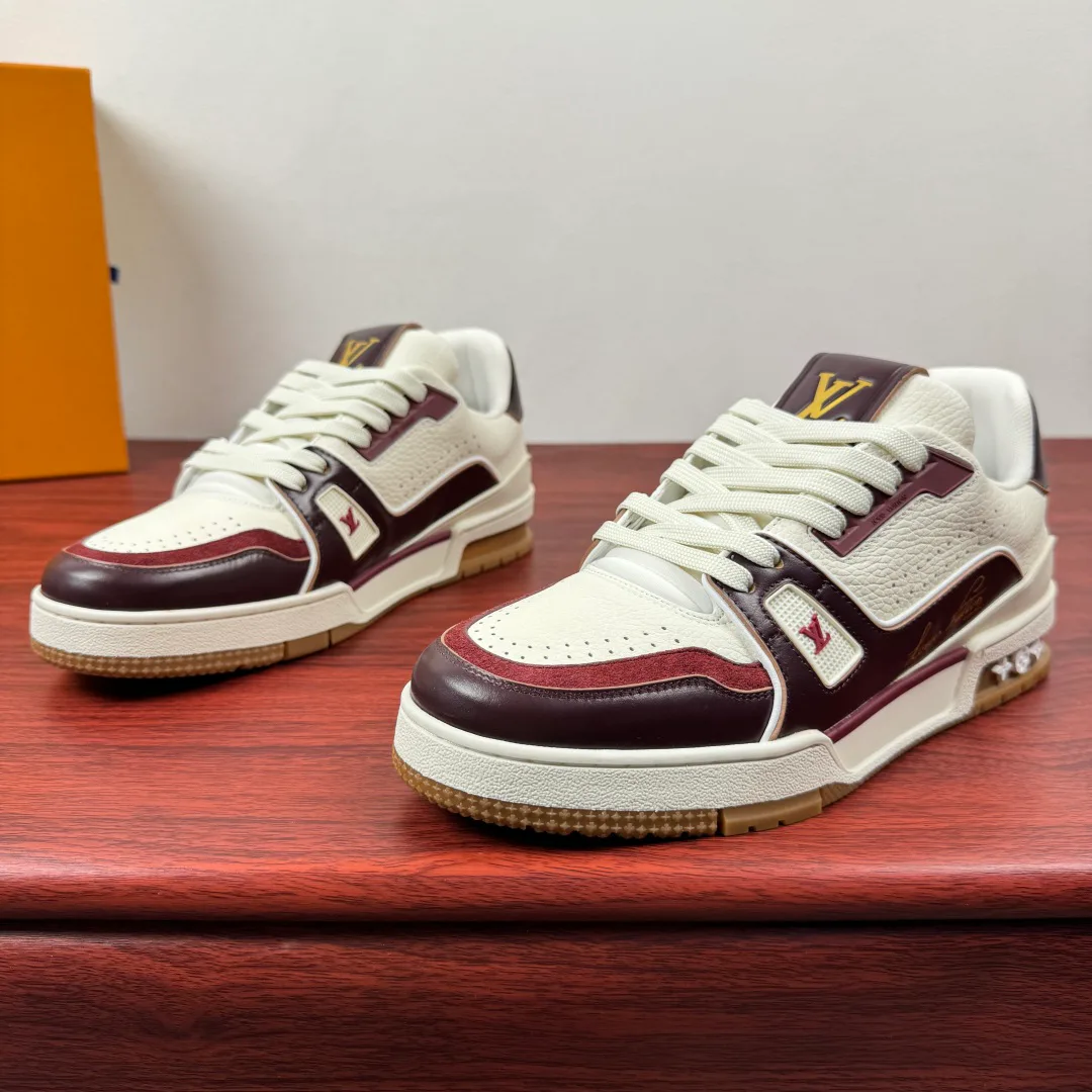 Кроссовки Мужские Louis Vuitton 11917361