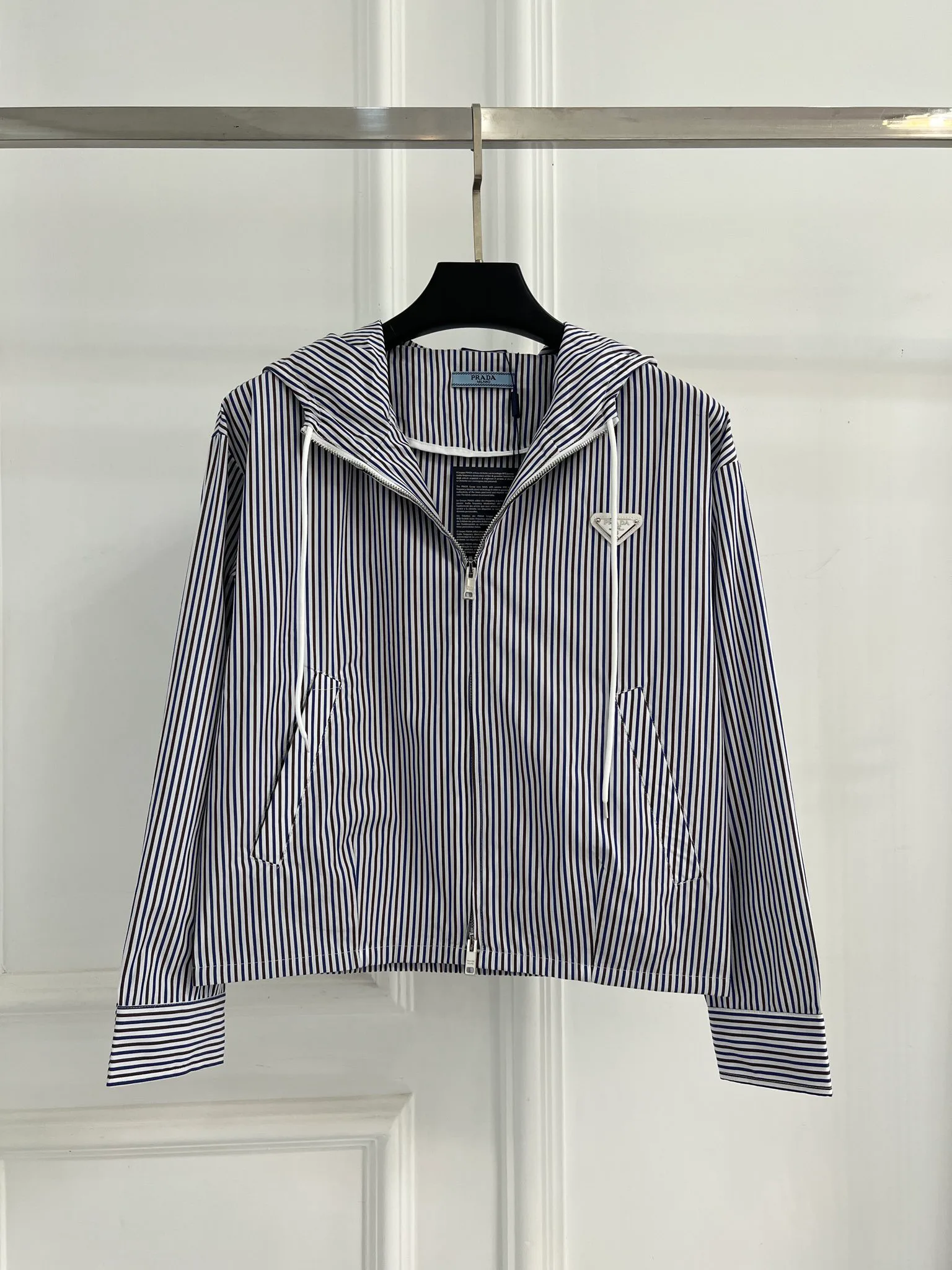 Куртки И Пуховики Женские Prada 9663890