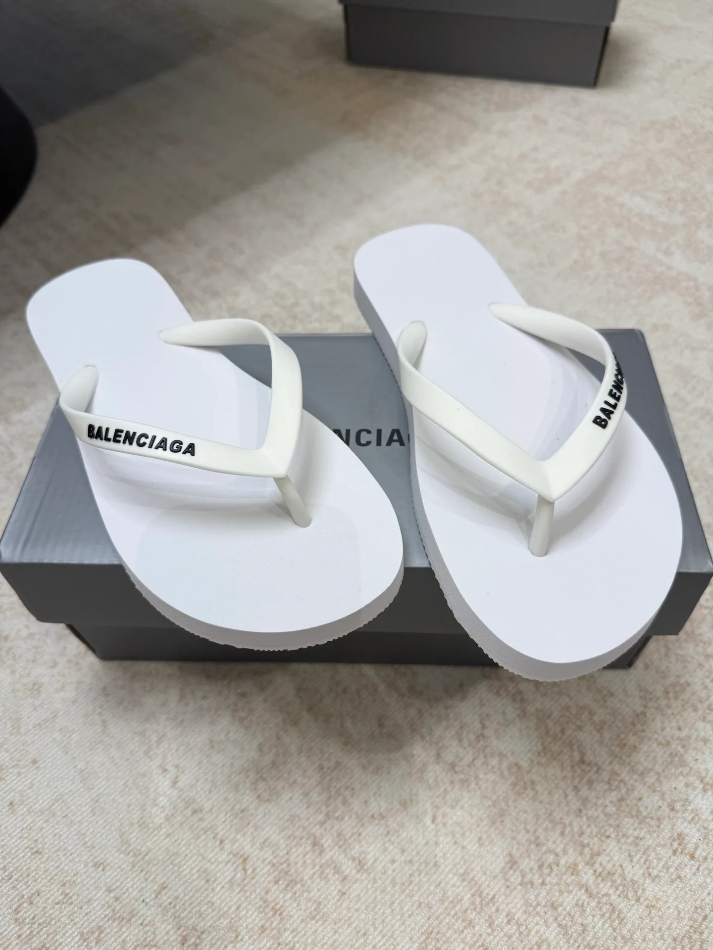 Шлепанцы Женские Balenciaga 11645079