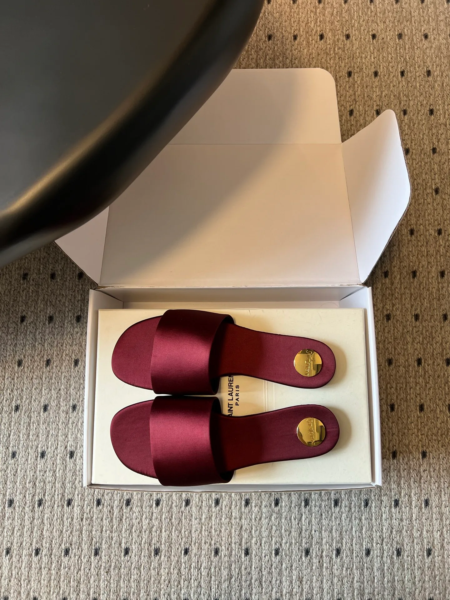 Шлепанцы Женские Saint Laurent 17632158