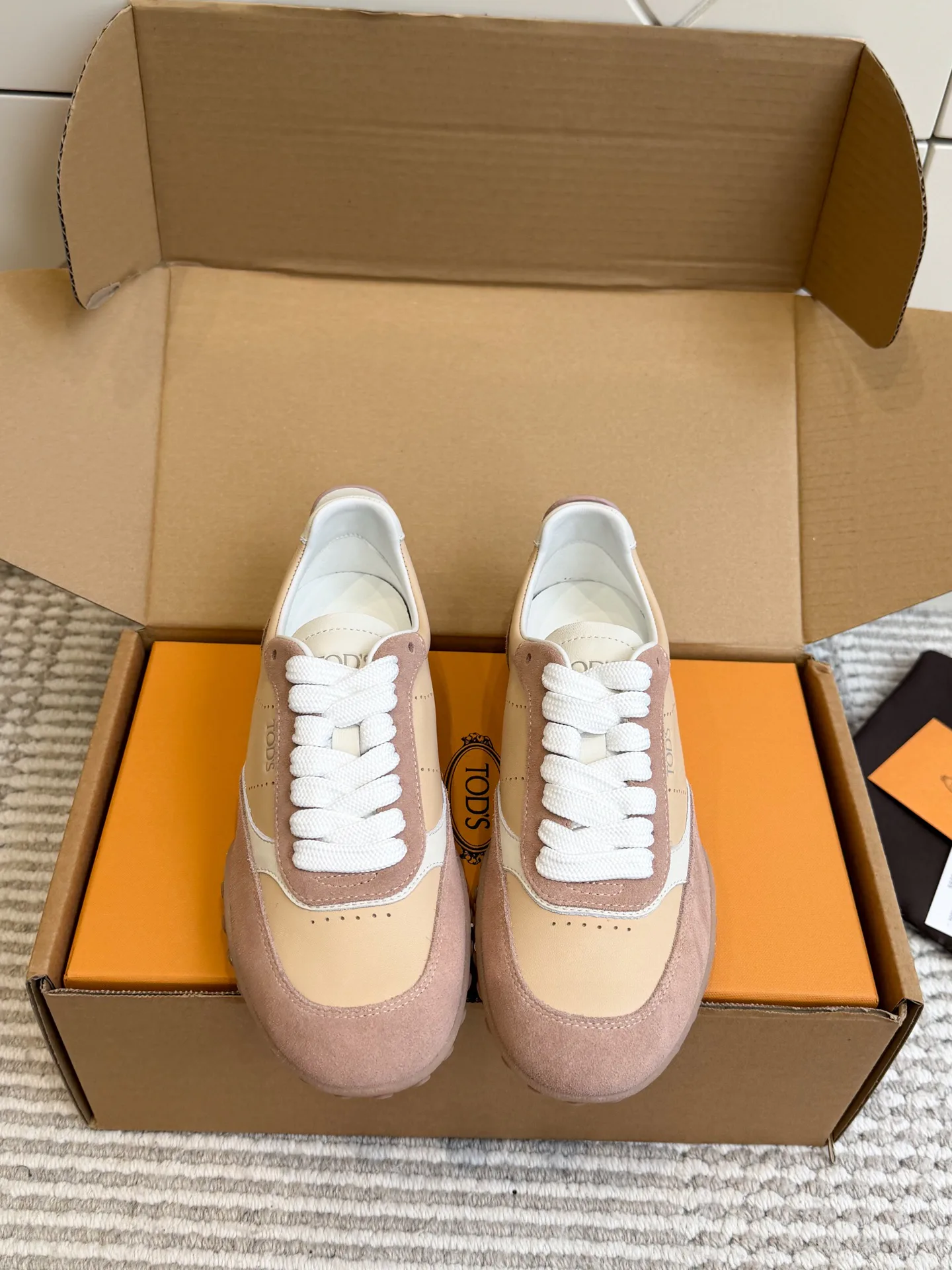 Кроссовки Женские Tod's 18360490