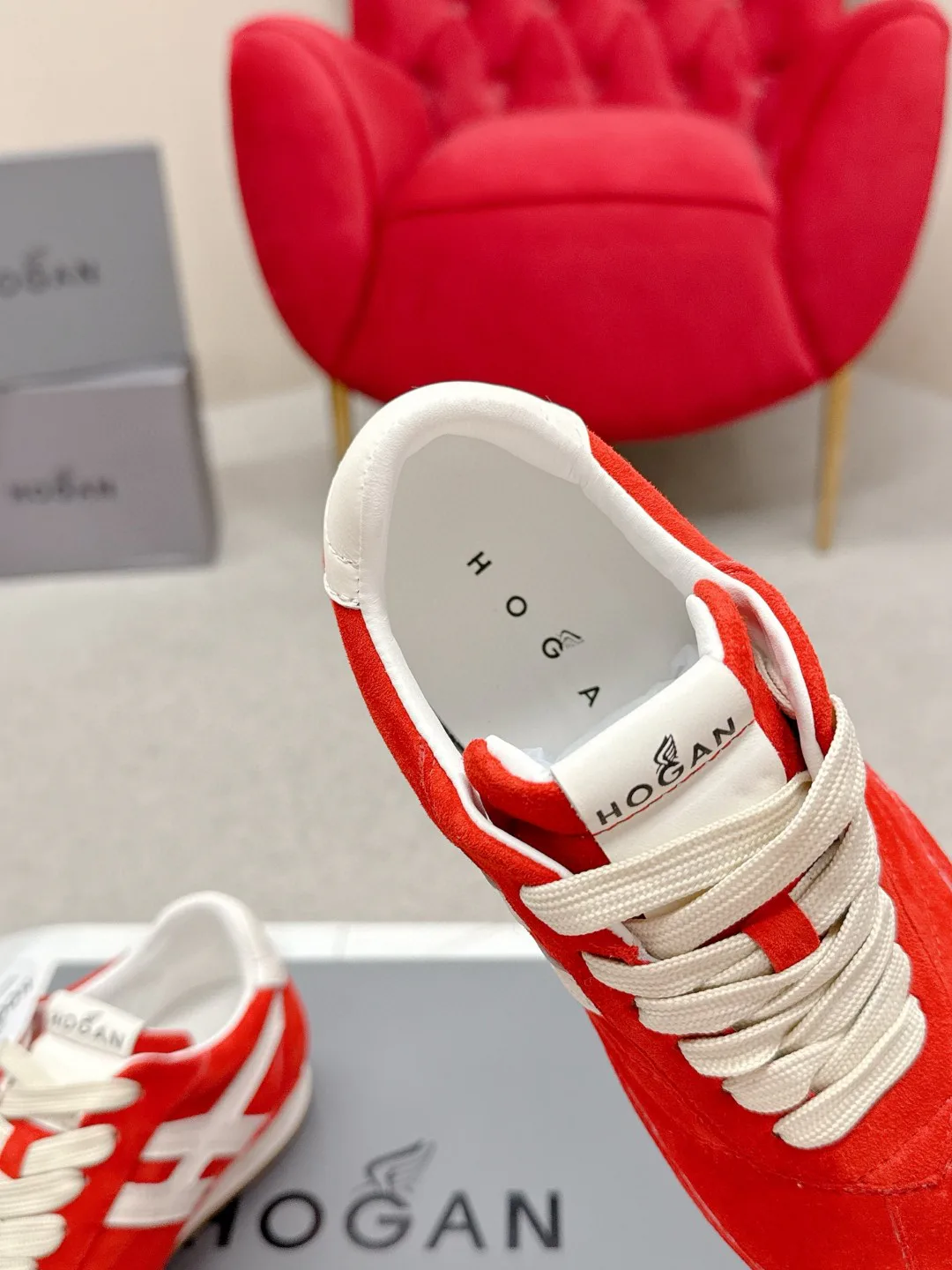 Кроссовки Женские Hogan 13077346