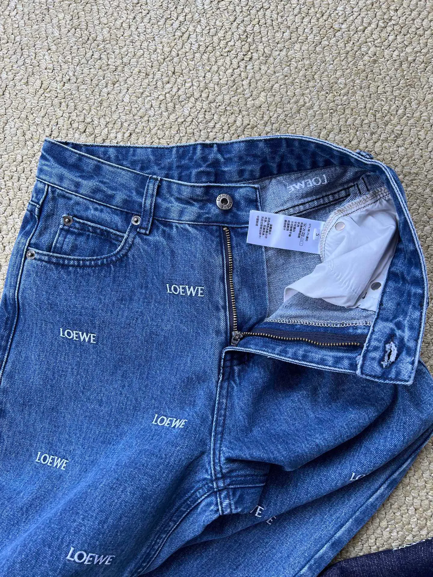 Джинсы Женские Loewe 18363372