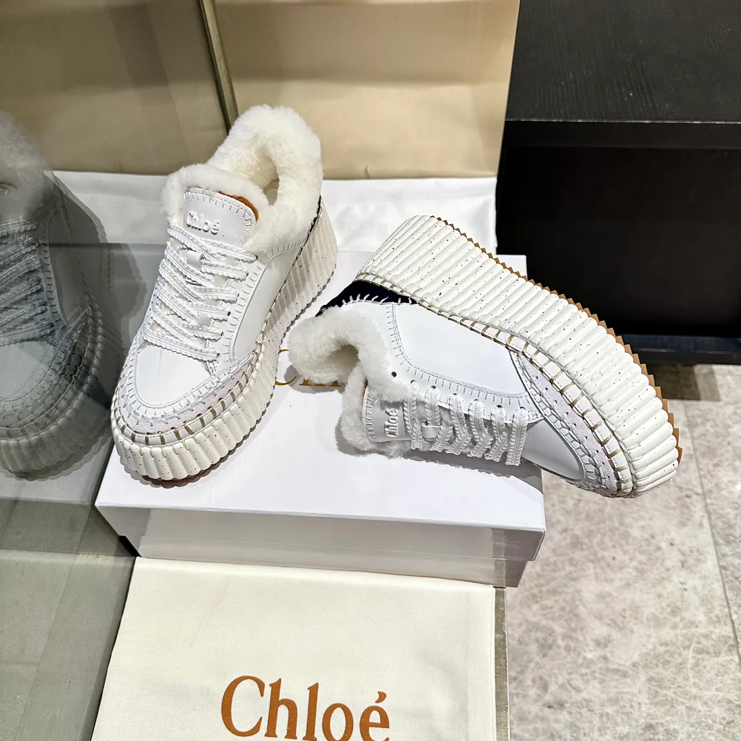 Кроссовки Женские Chloe 19587129