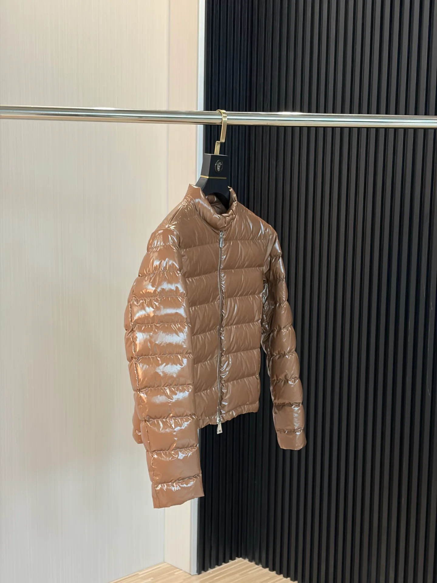 Куртки И Пуховики Мужские Moncler 17908029