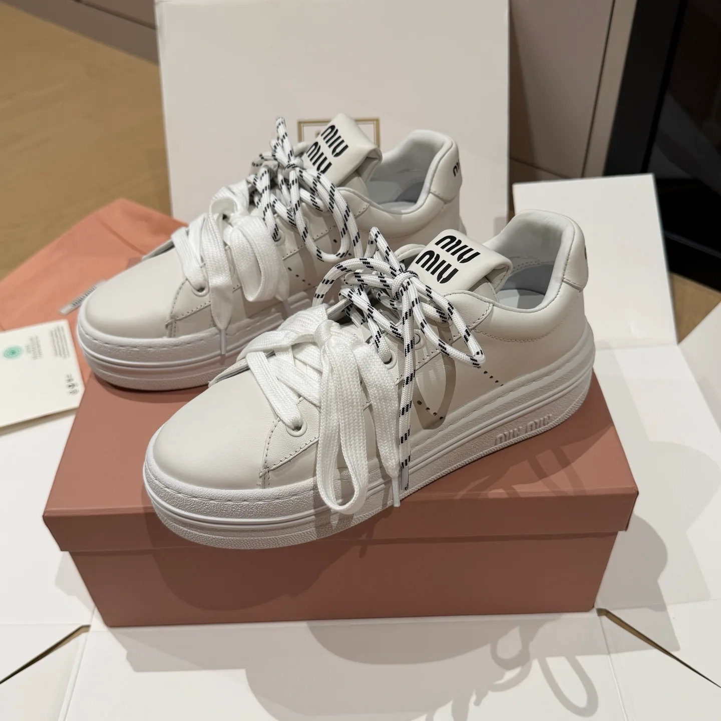 Кроссовки Женские Miu Miu 18121455