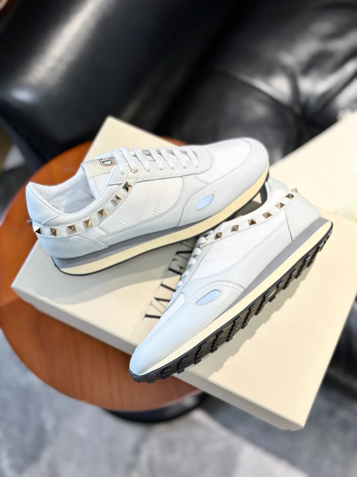 Кроссовки Женские Valentino 20078658