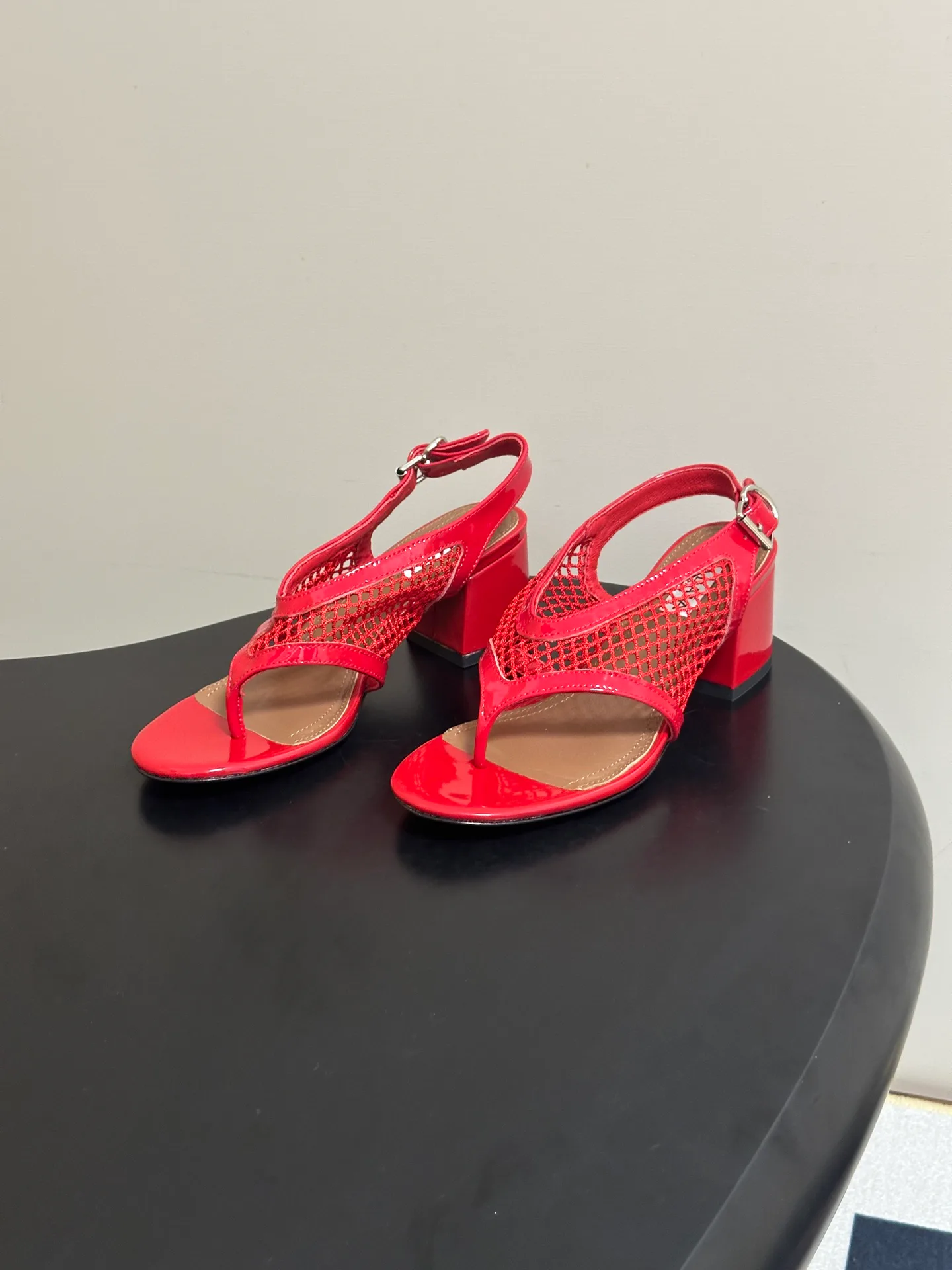 Босоножки Женские Alaia 17338427