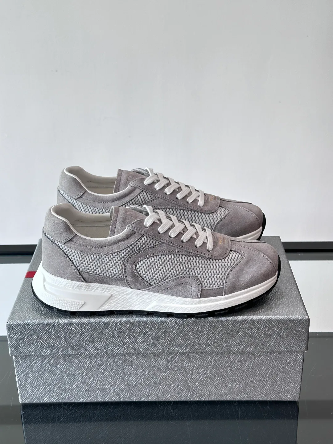 Кроссовки Мужские Prada 758559