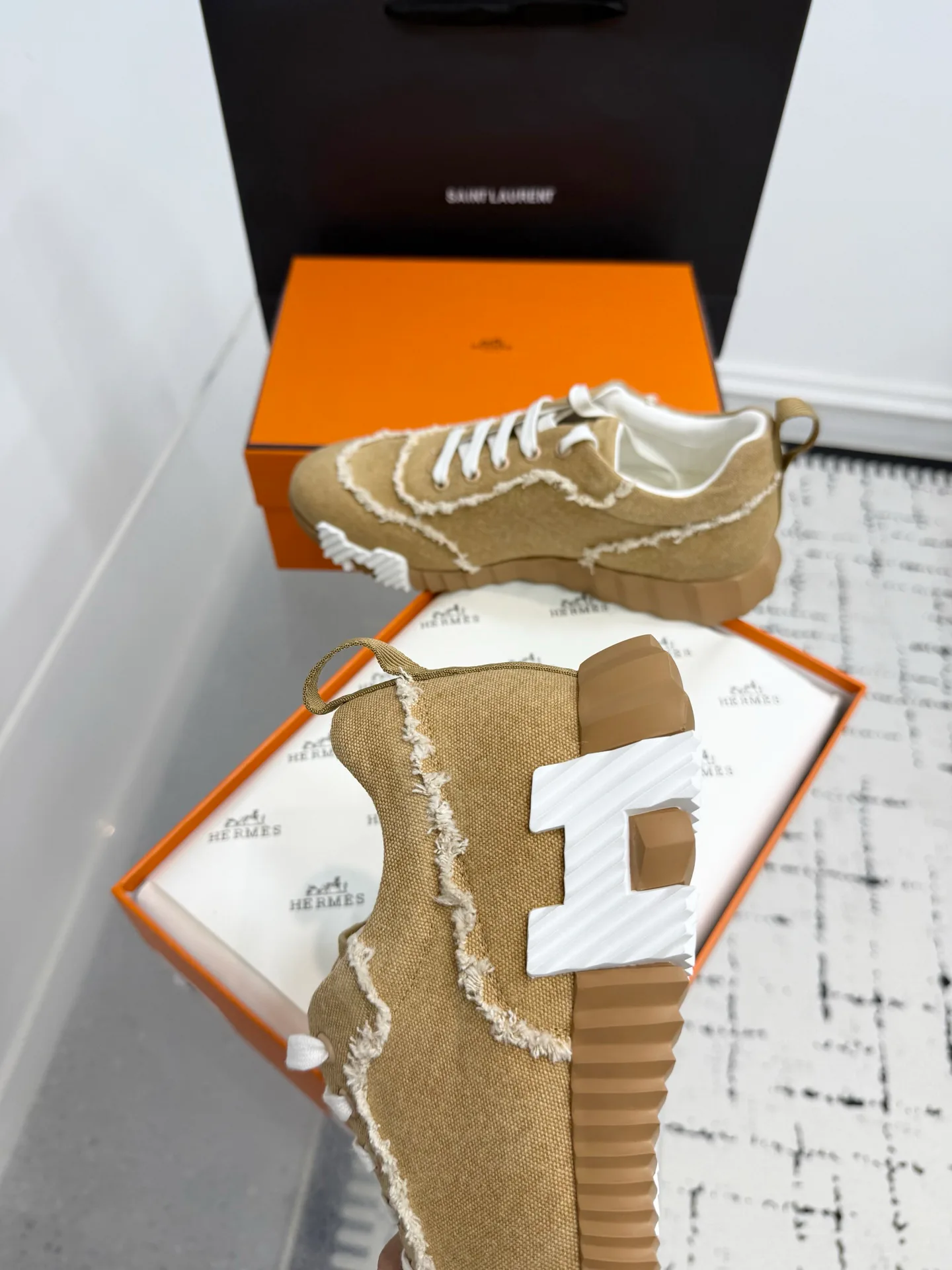 Кроссовки Женские Hermes 199488