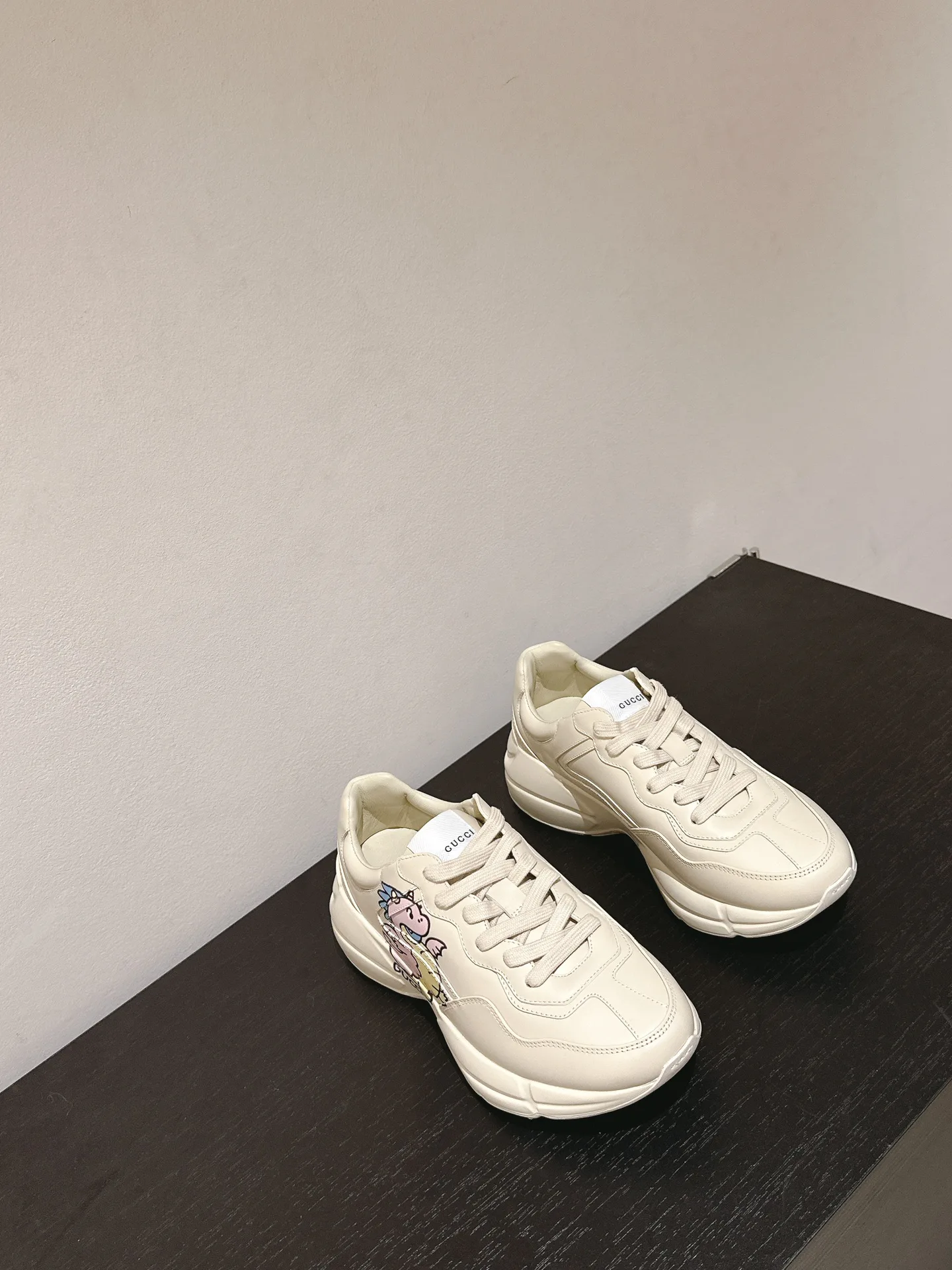 Кроссовки Женские Gucci 10199638