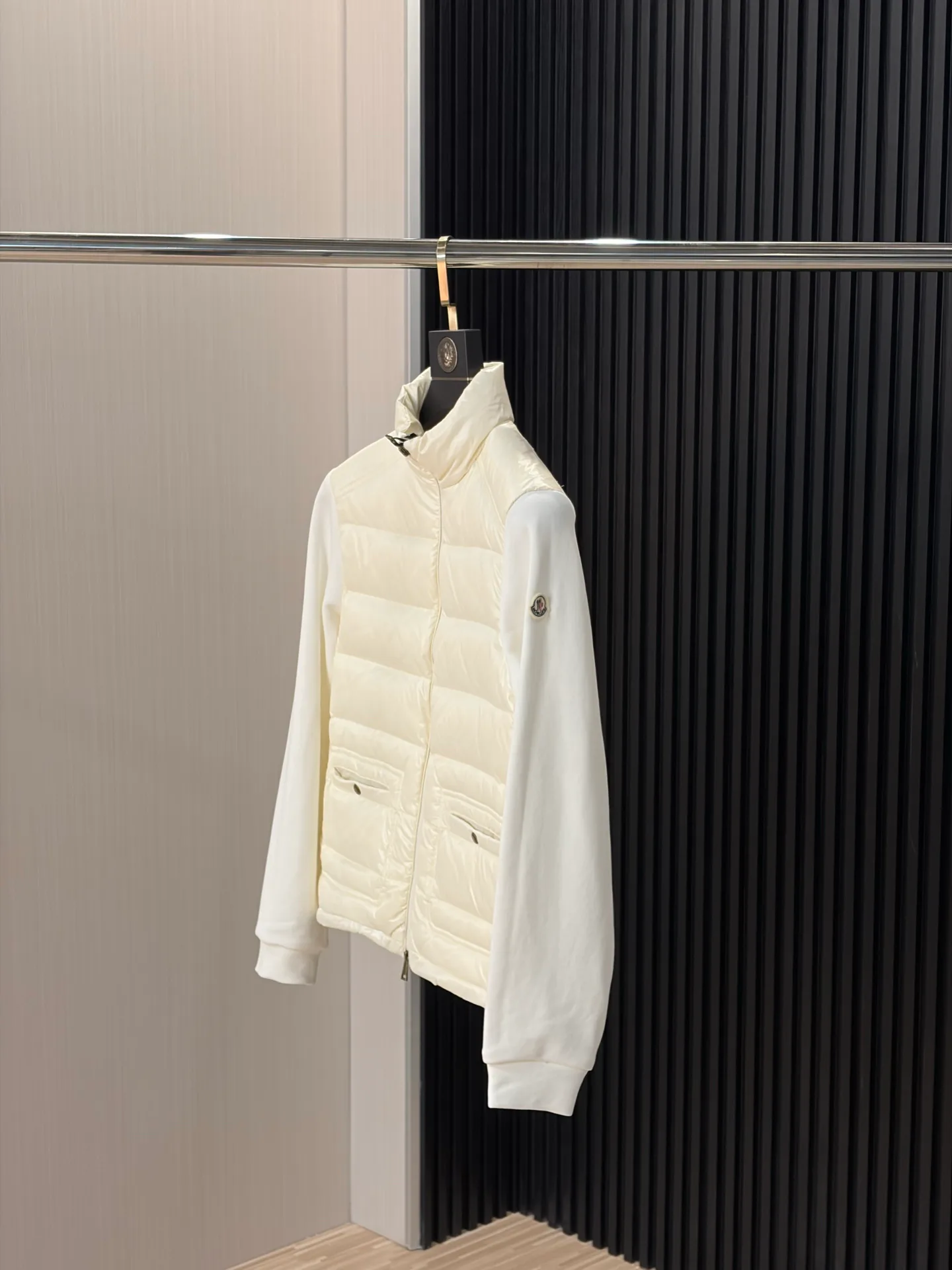 Куртки И Пуховики Мужские Moncler 18231126