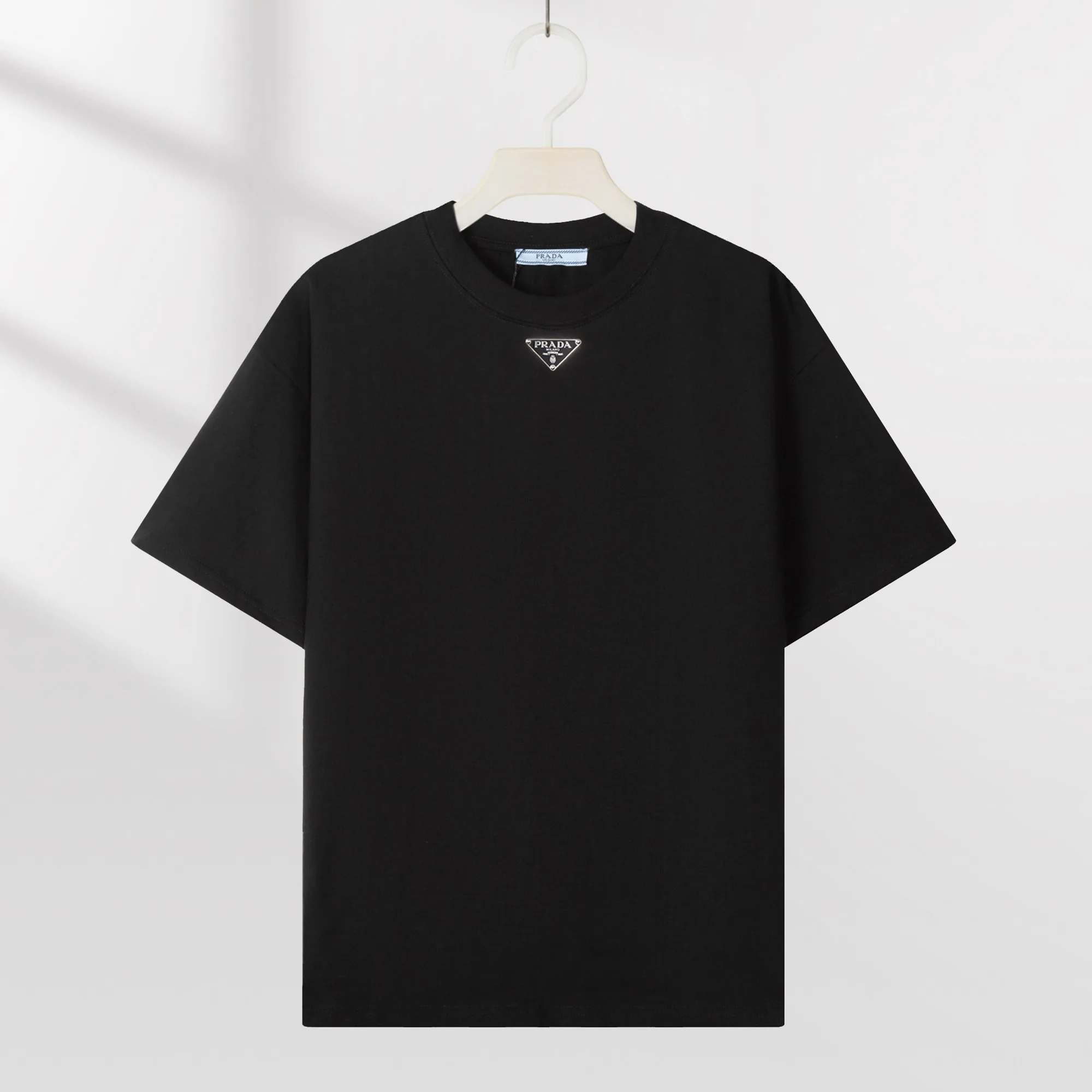 Футболки Женские Prada 11683523