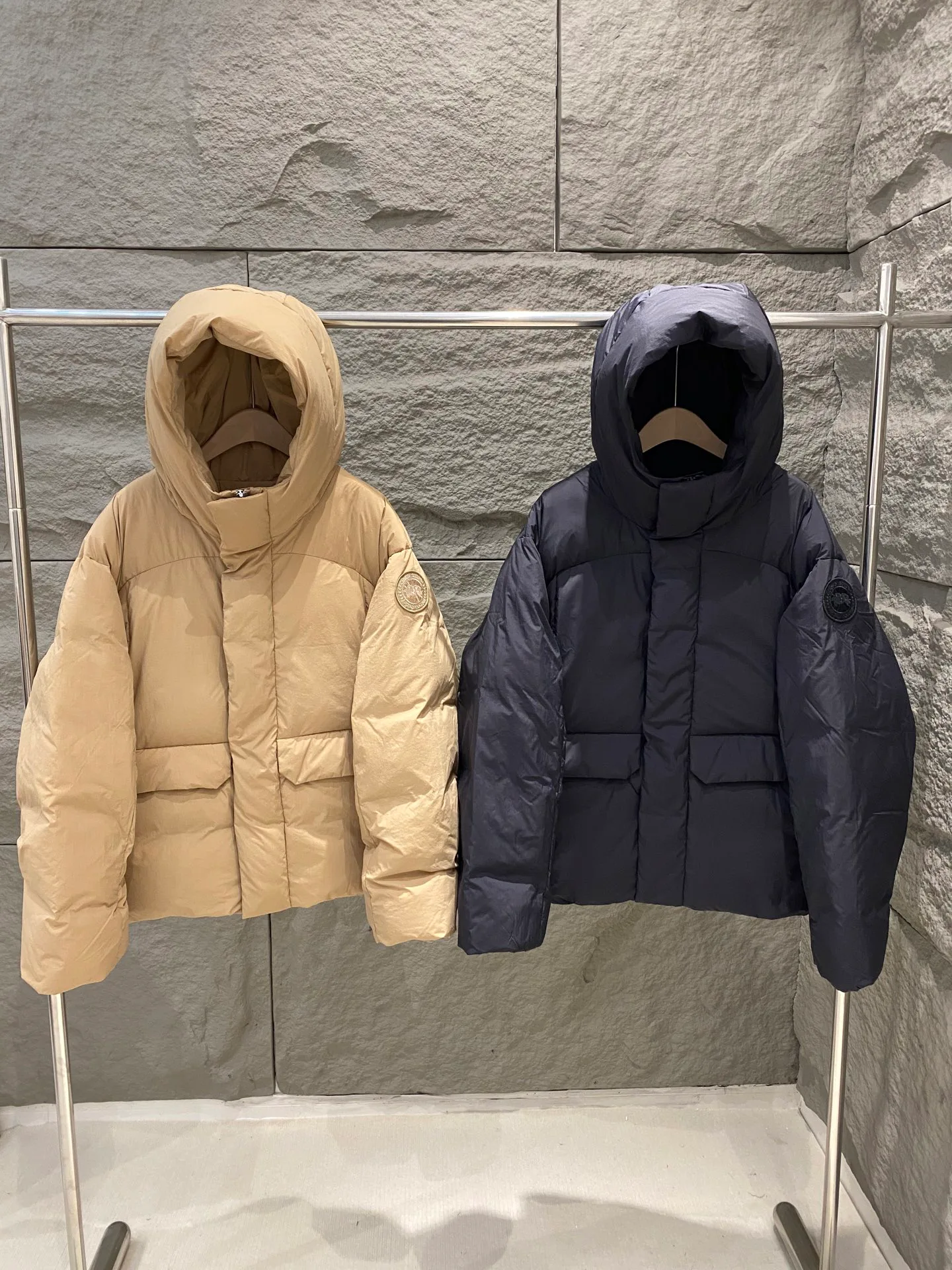 Куртки И Пуховики Женские Canada Goose 4721820