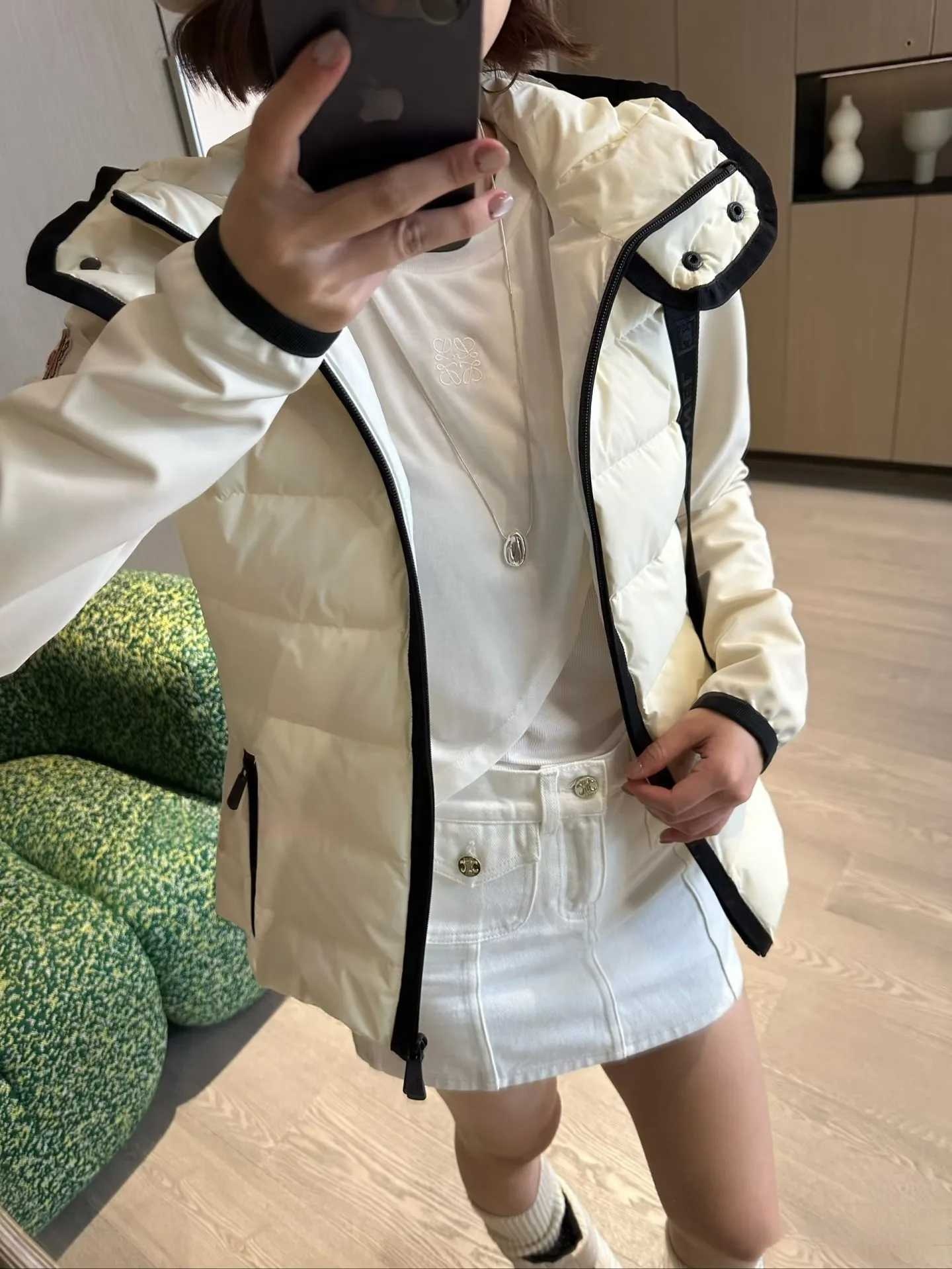 Куртки И Пуховики Женские Moncler 18761462