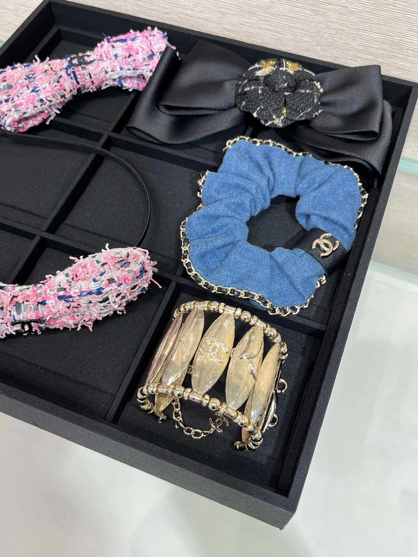 Бижутерия Chanel 12811945