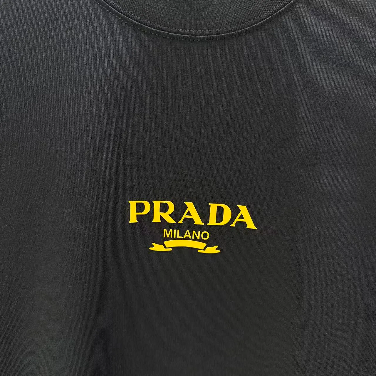Футболки Женские Prada 274570